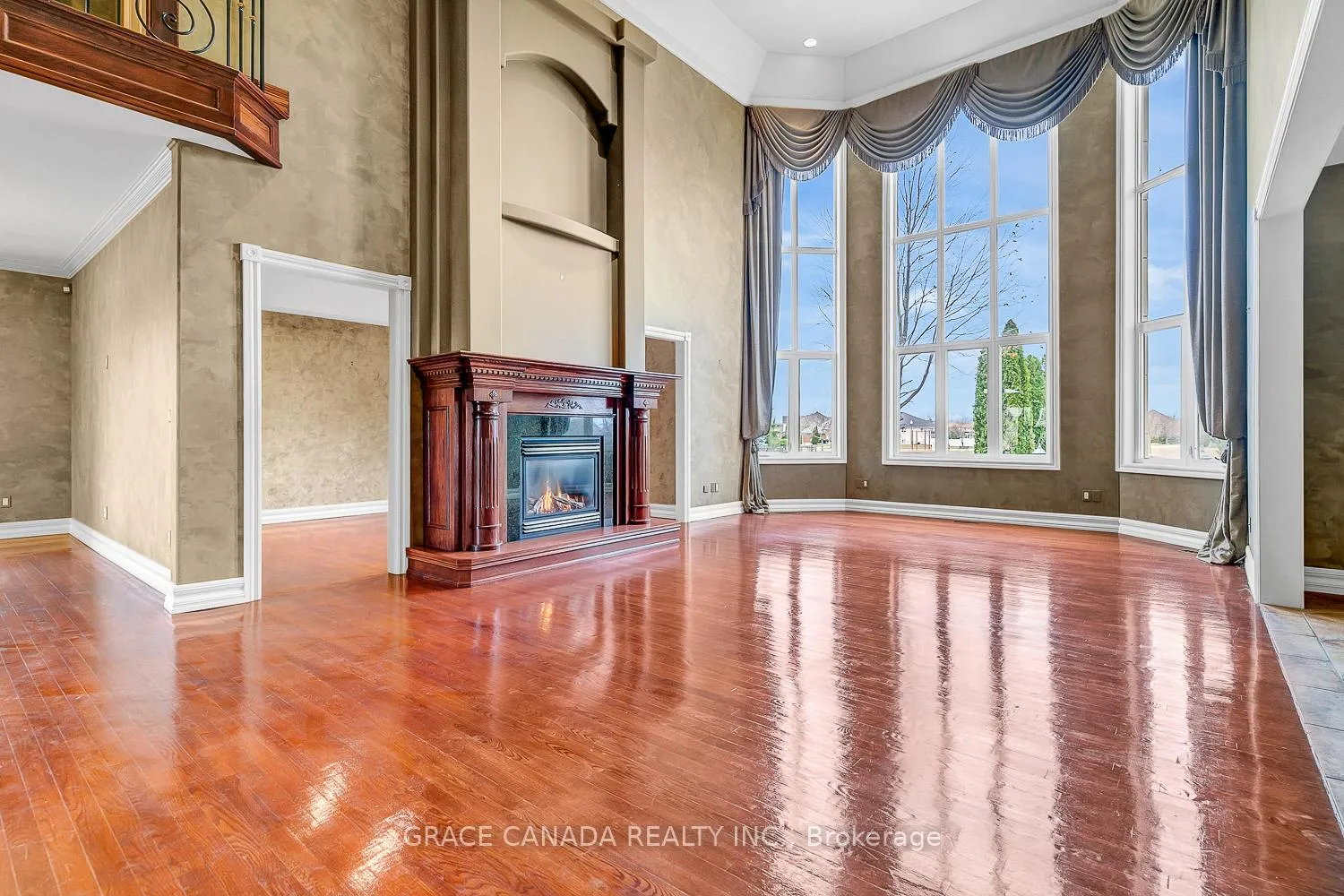 Photo 10 of 1585 Stoneybrook Crescent, Windsor, Roseland East — HOMEH