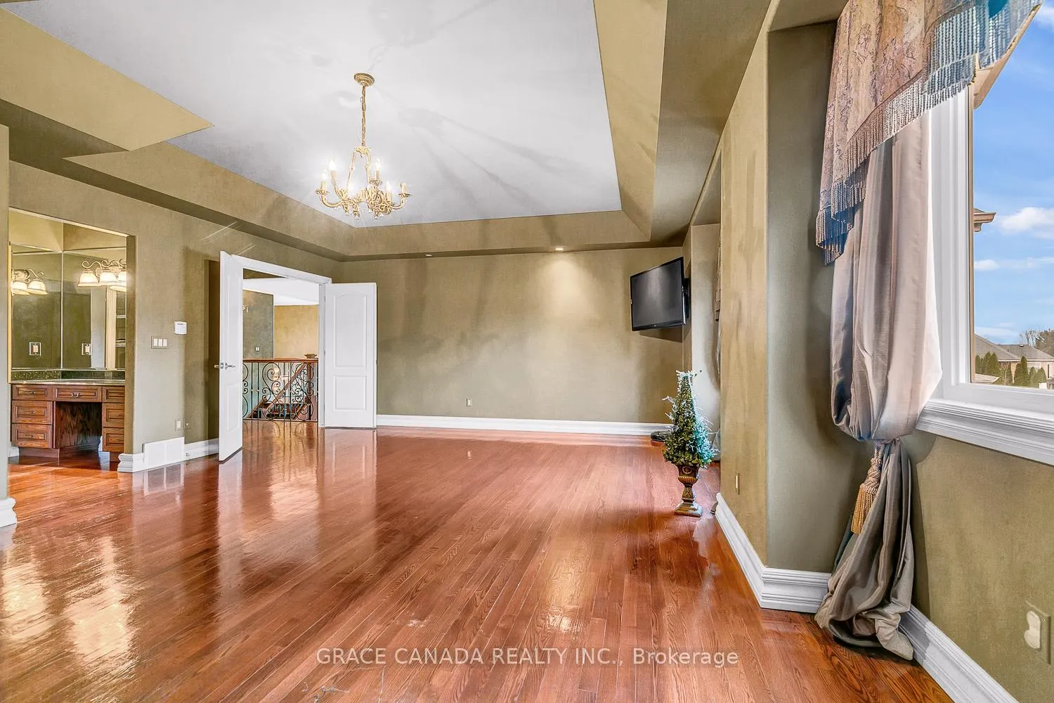 Photo 16 of 1585 Stoneybrook Crescent, Windsor, Roseland East — HOMEH