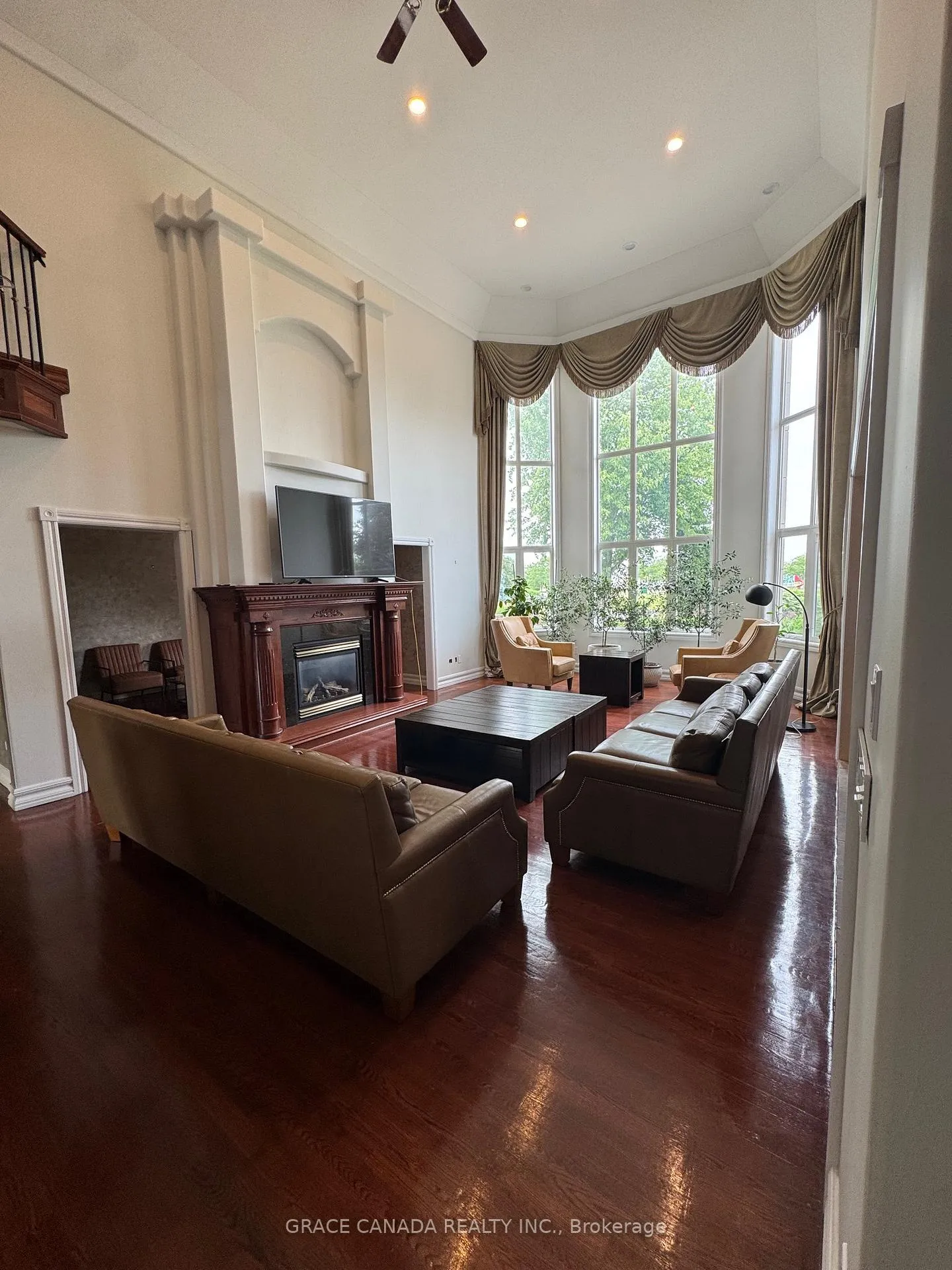 Photo 29 of 1585 Stoneybrook Crescent, Windsor, Roseland East — HOMEH