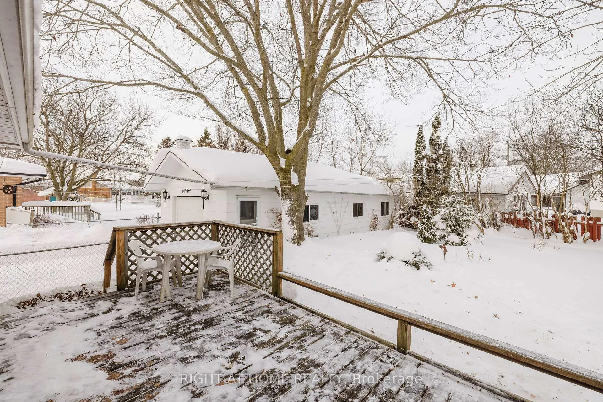 Photo 25 of 33 Harvest Crescent, Belleville, Belleville Ward — HOMEH