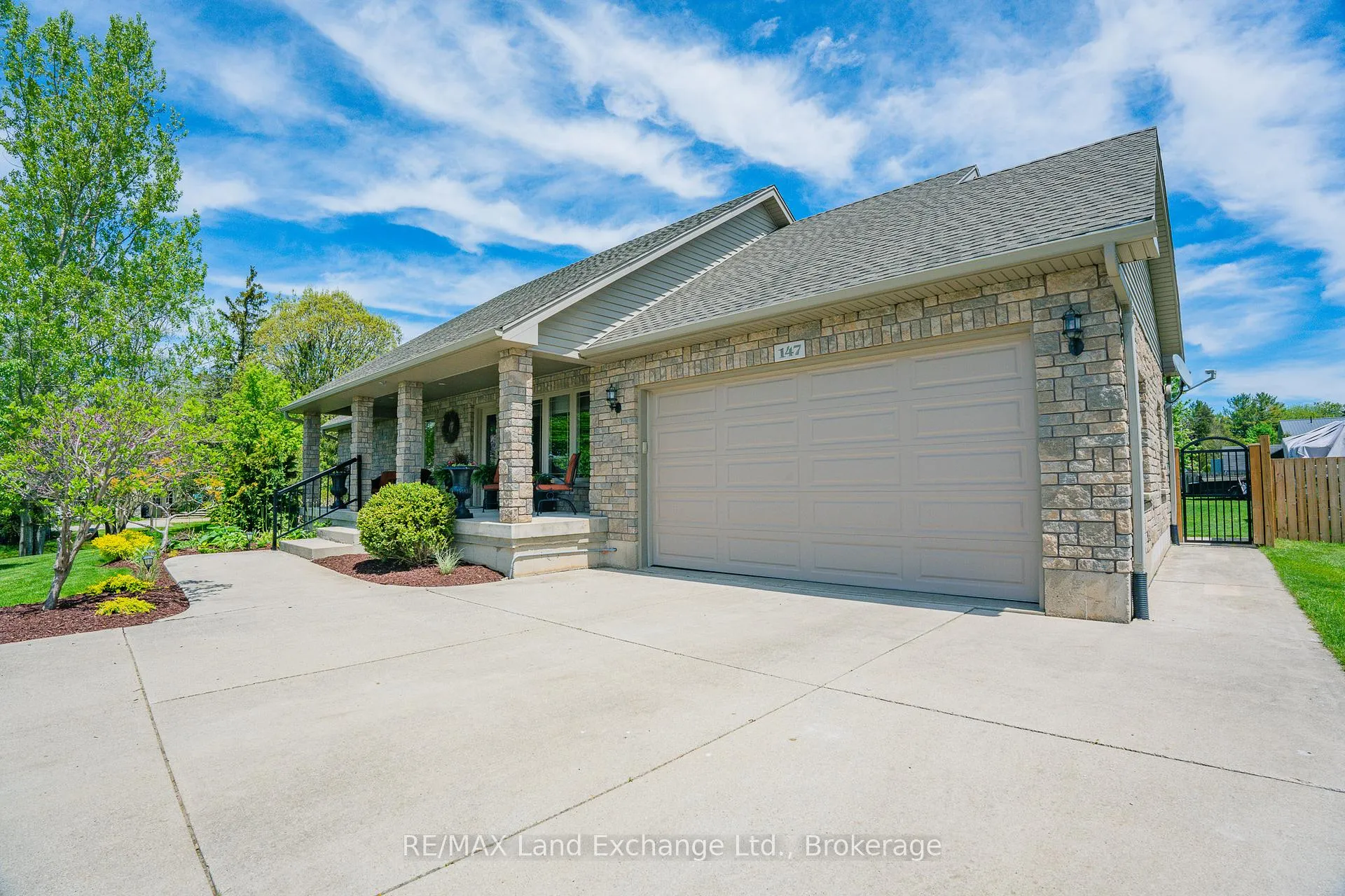 Photo 6 of 147 Duke Street S, Arran-Elderslie — HOMEH