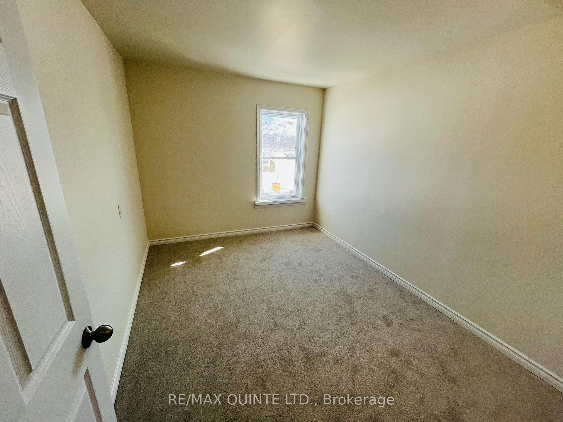 Photo 19 of 92 Moira Street E, Belleville, Belleville Ward — HOMEH