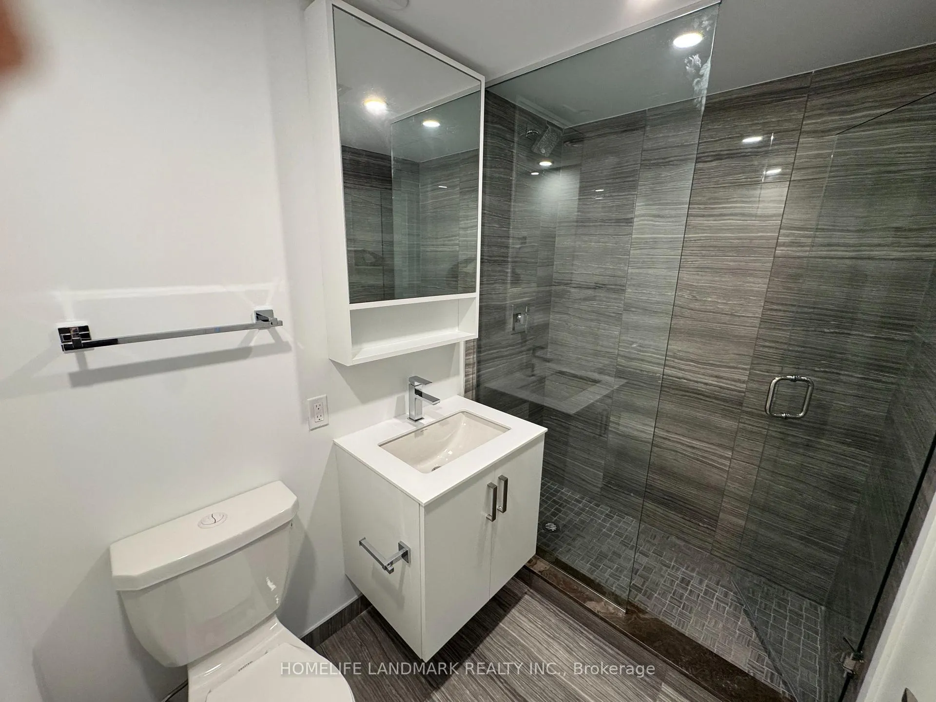 Photo 7 of Unit 3309, 88 Queen Street E, Toronto, Church-Yonge Corridor — HOMEH