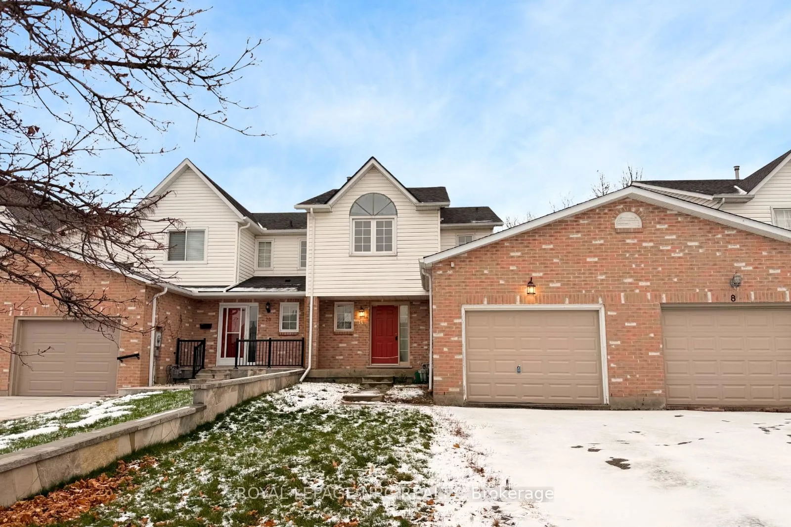 Photo 1 of 14 Buss Court, Thorold, Confederation Heights — HOMEH