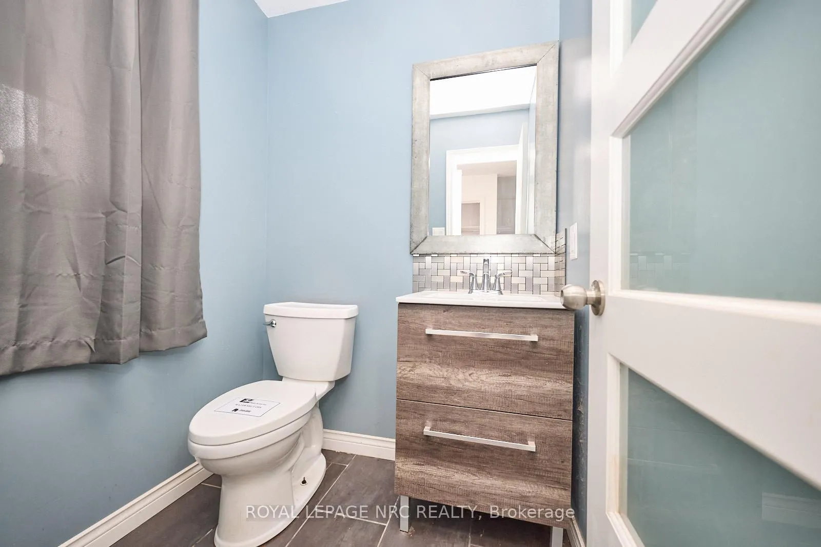 Photo 12 of 14 Buss Court, Thorold, Confederation Heights — HOMEH