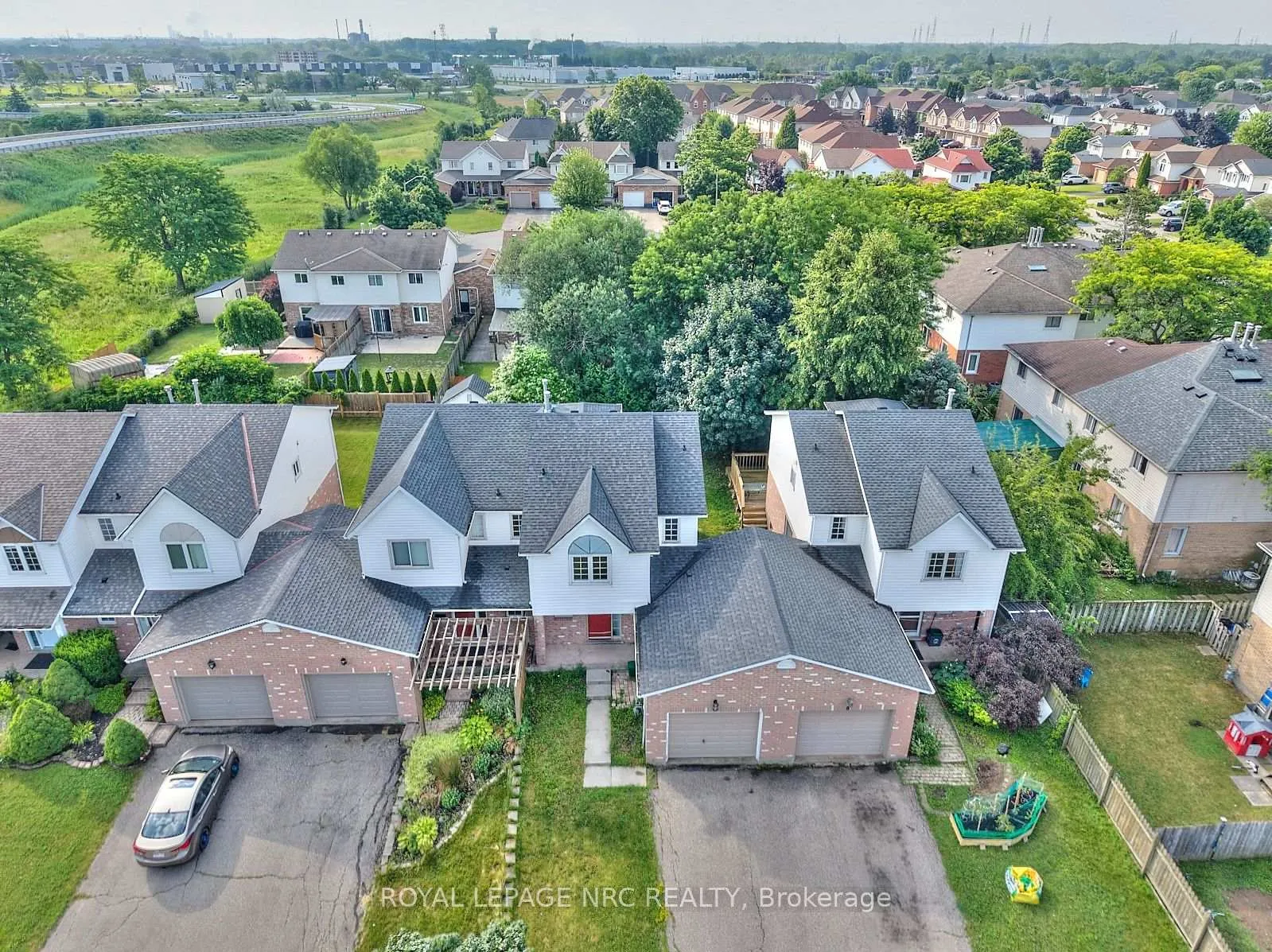 Photo 28 of 14 Buss Court, Thorold, Confederation Heights — HOMEH