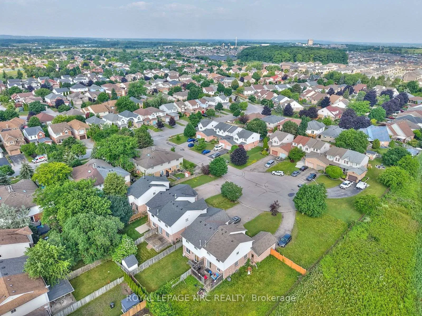 Photo 31 of 14 Buss Court, Thorold, Confederation Heights — HOMEH