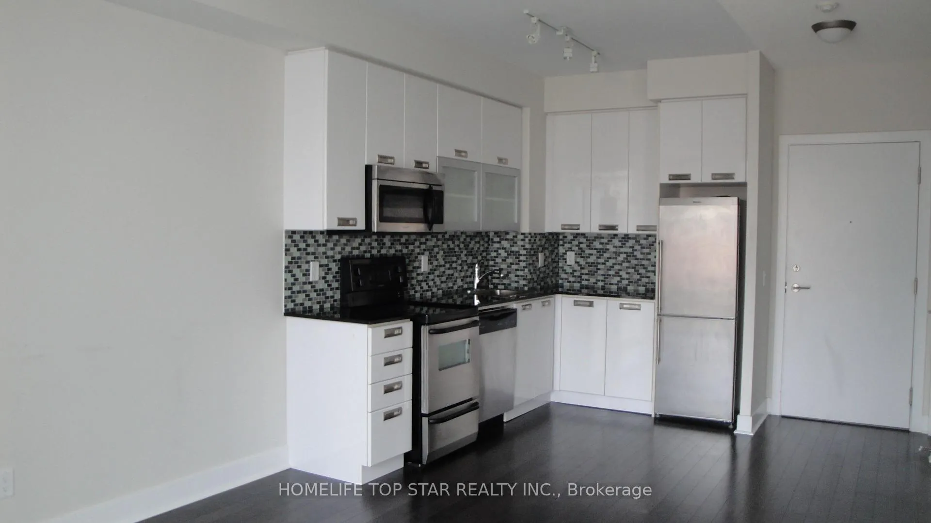 Photo 7 of Unit 411, 90 Stadium Road, Toronto, Niagara — HOMEH