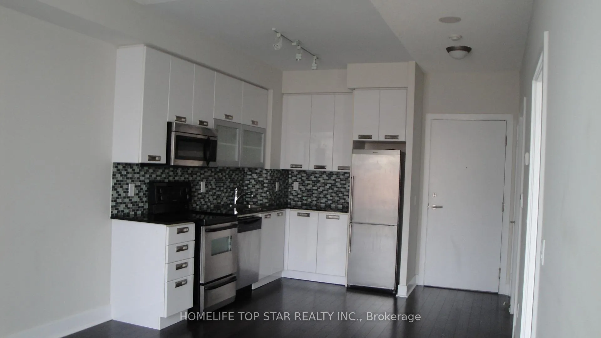 Photo 8 of Unit 411, 90 Stadium Road, Toronto, Niagara — HOMEH