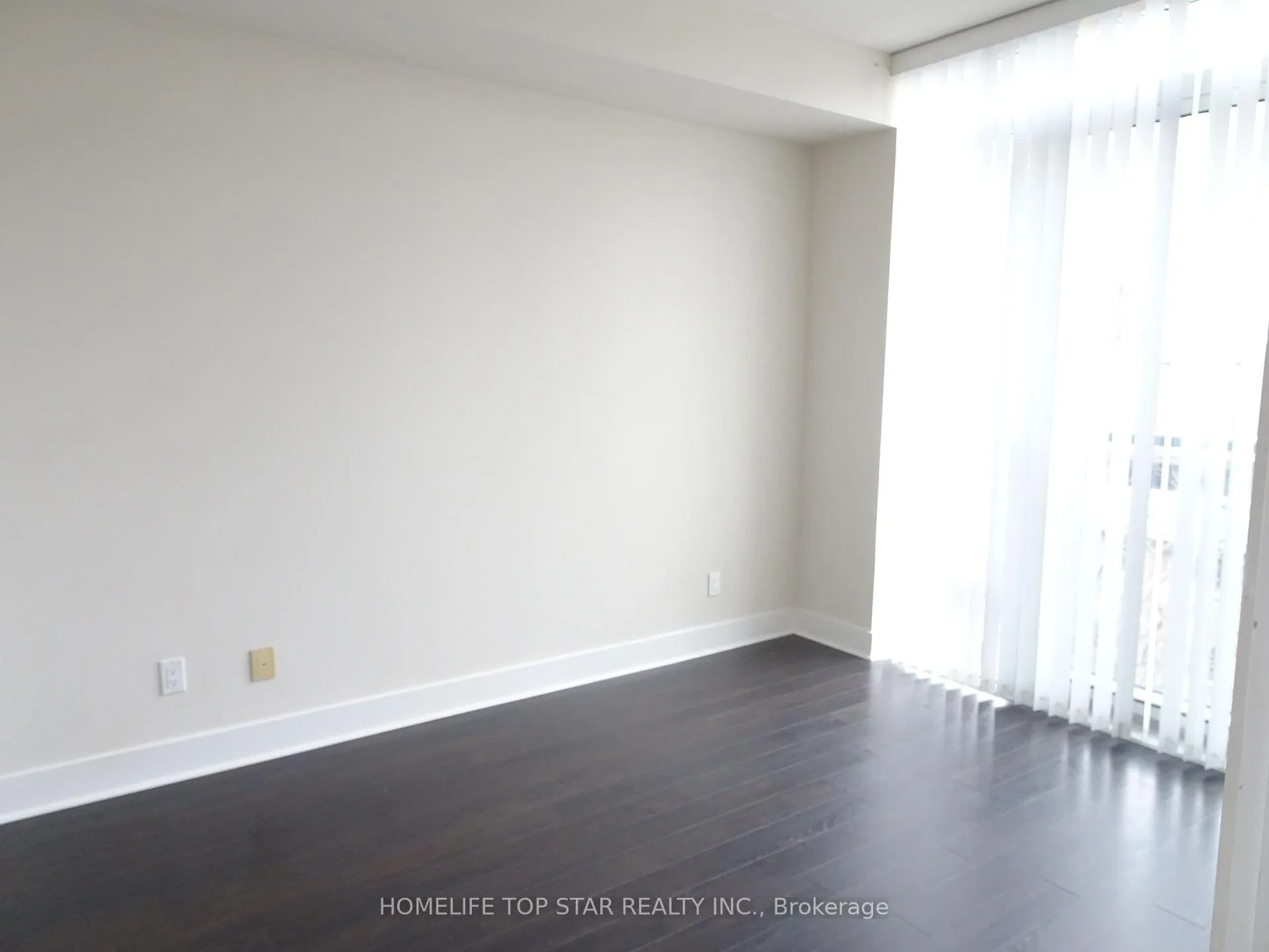 Photo 10 of Unit 411, 90 Stadium Road, Toronto, Niagara — HOMEH