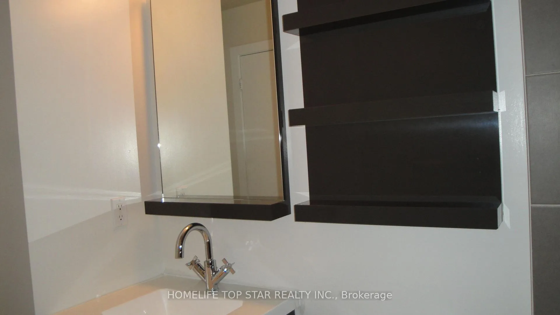 Photo 12 of Unit 411, 90 Stadium Road, Toronto, Niagara — HOMEH