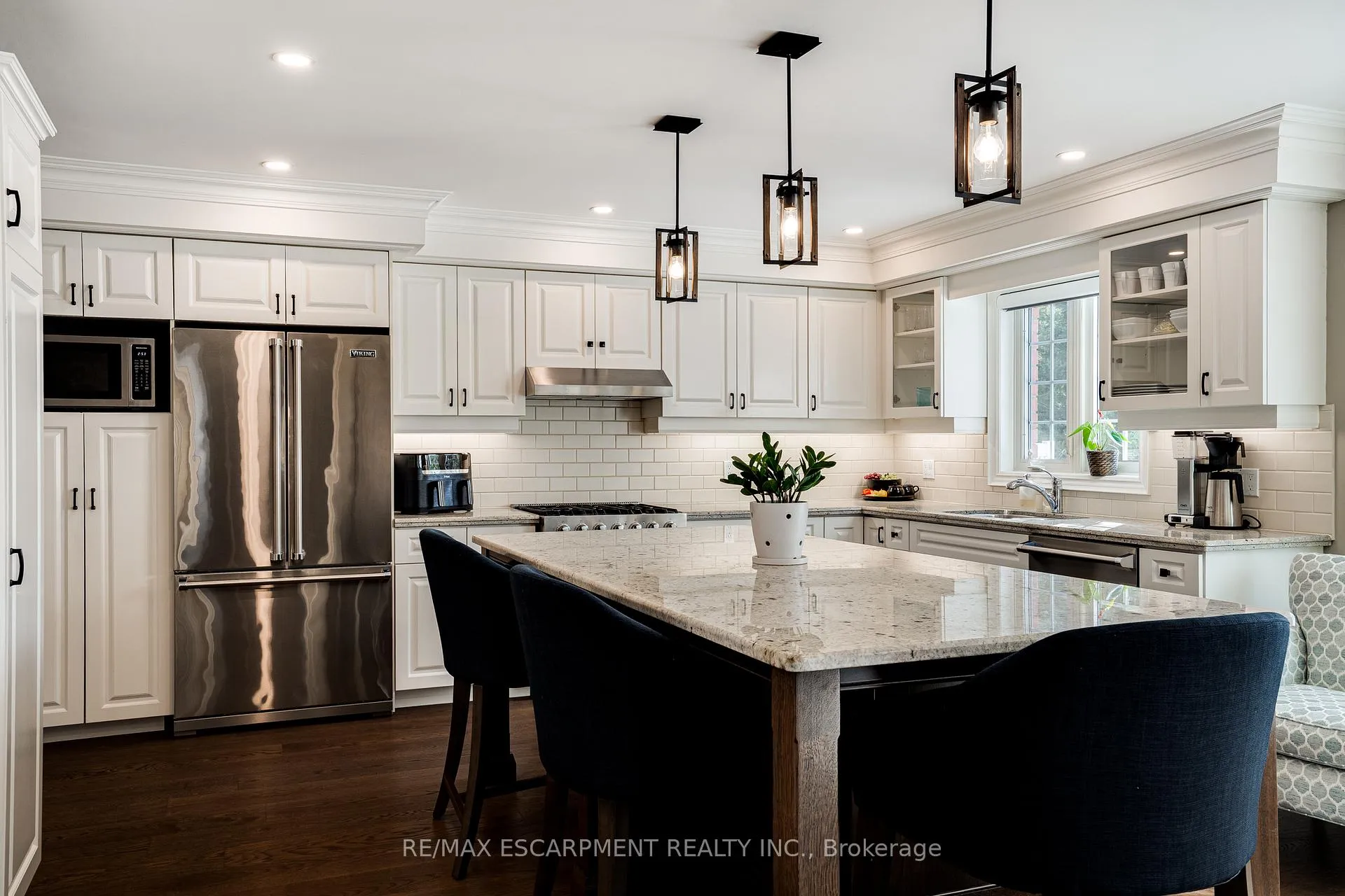 Photo 9 of 148 Foxridge Drive, Hamilton, Ancaster — HOMEH