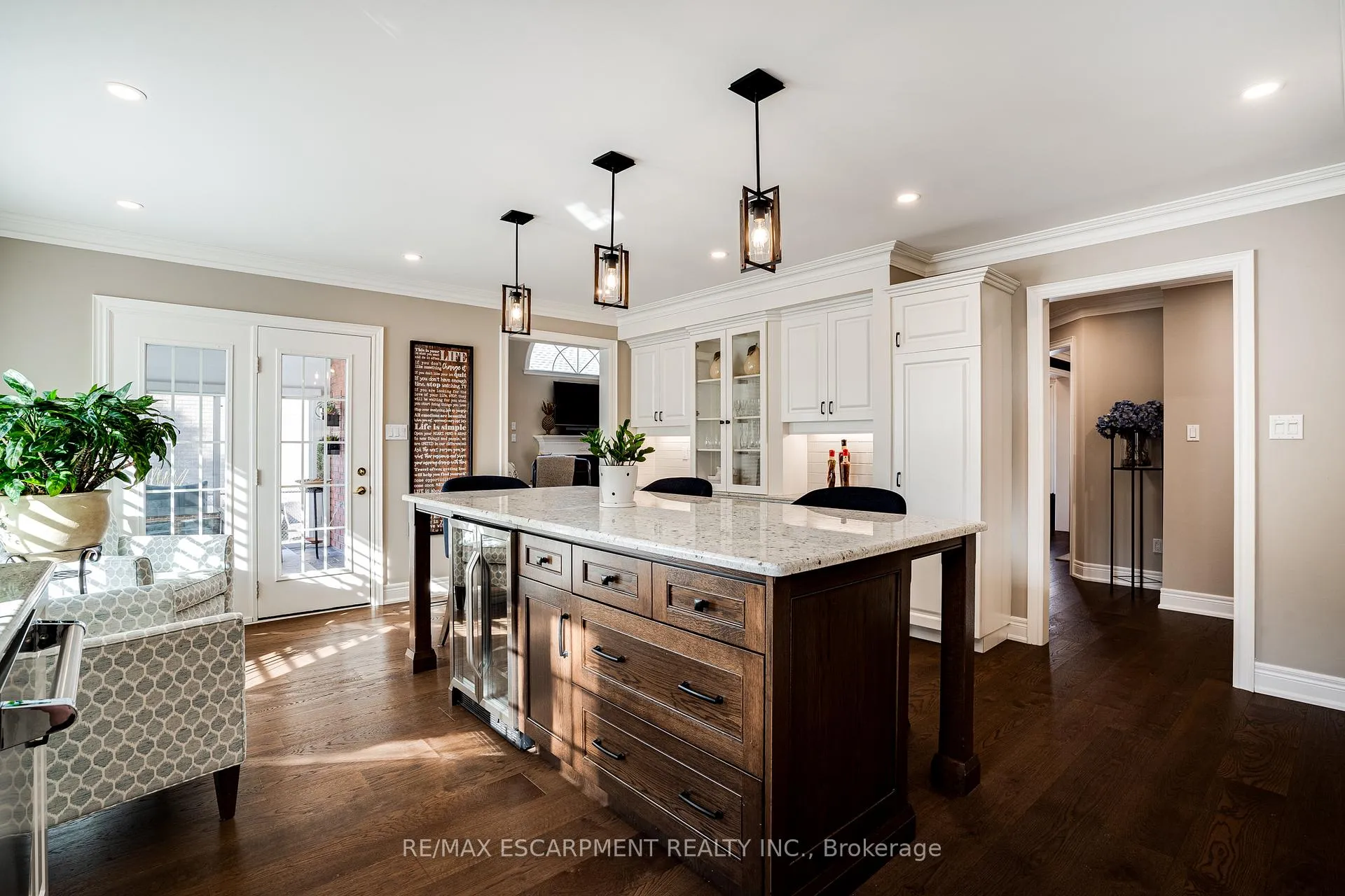 Photo 13 of 148 Foxridge Drive, Hamilton, Ancaster — HOMEH