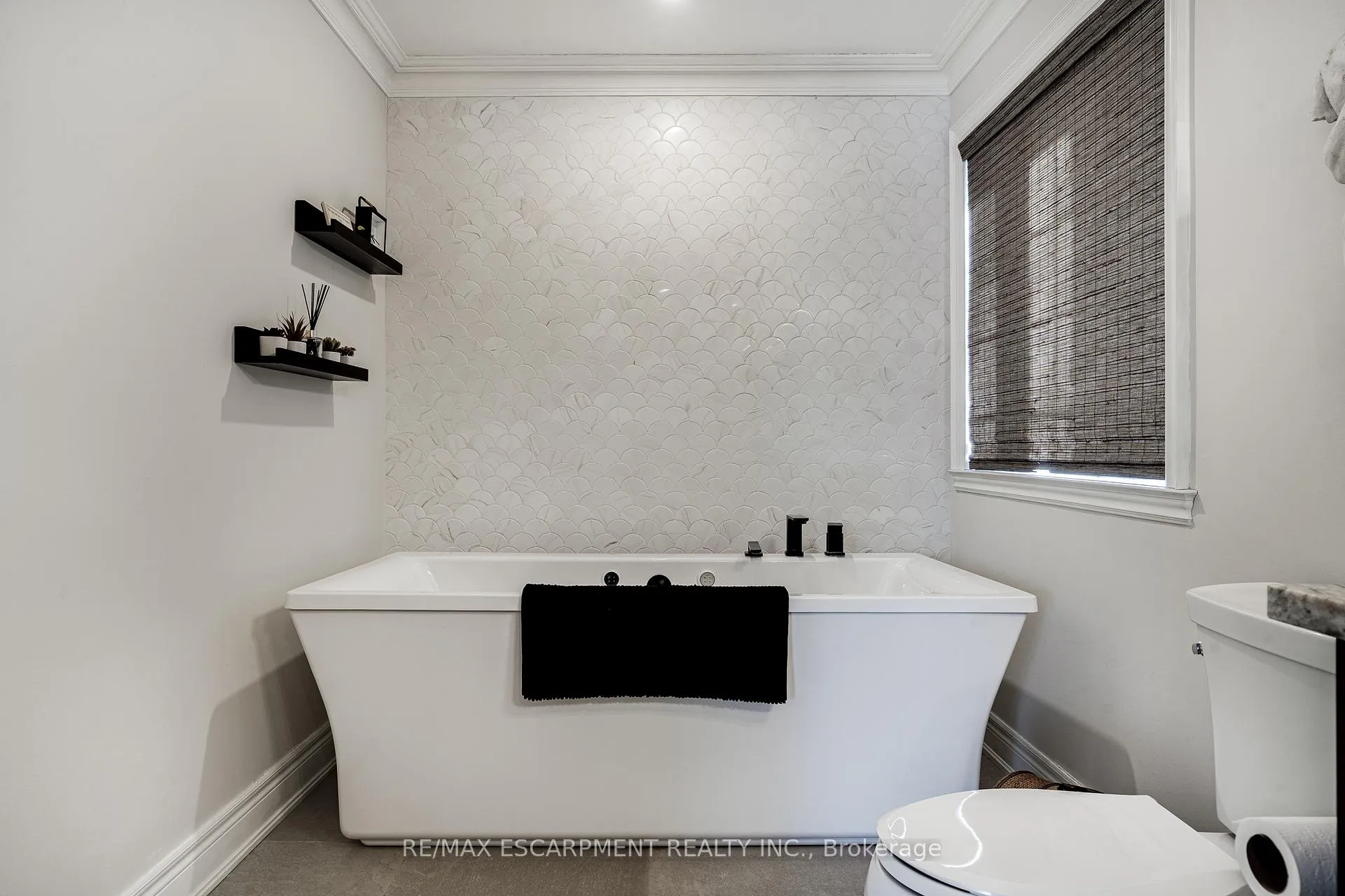Photo 26 of 148 Foxridge Drive, Hamilton, Ancaster — HOMEH