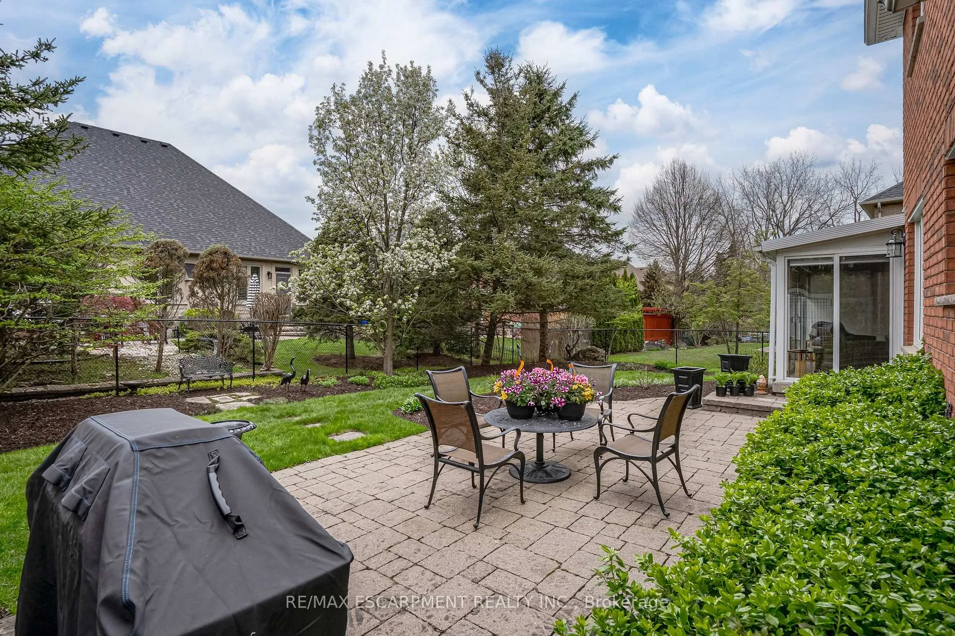 Photo 40 of 148 Foxridge Drive, Hamilton, Ancaster — HOMEH