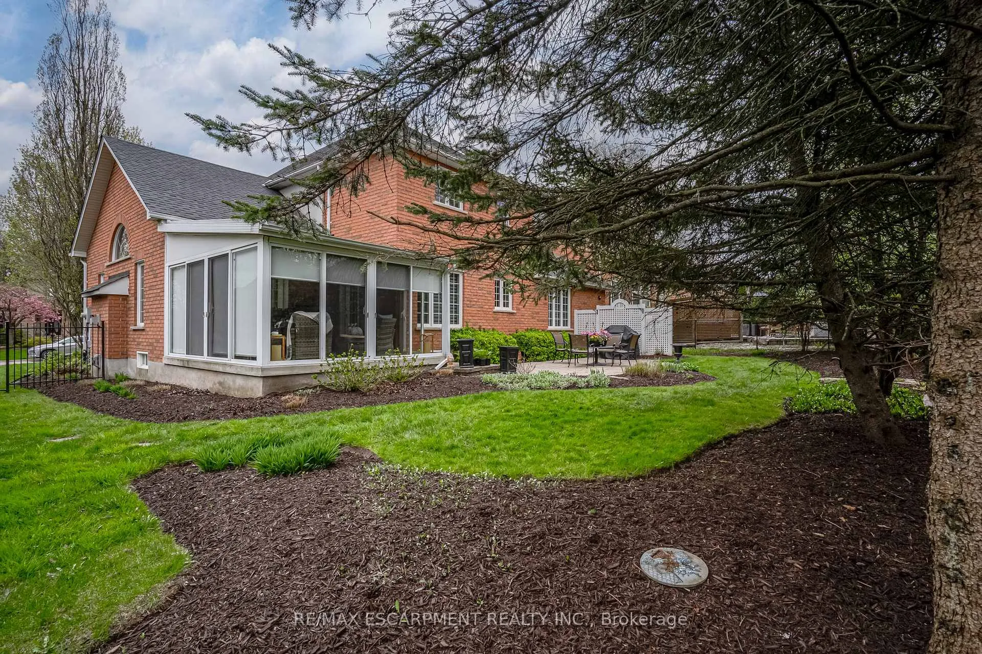 Photo 44 of 148 Foxridge Drive, Hamilton, Ancaster — HOMEH