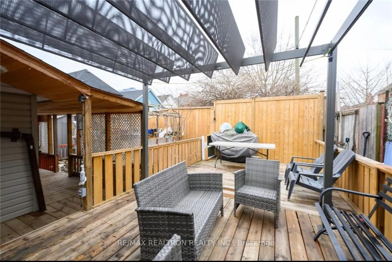 Photo 21 of 83 Magill Street, Hamilton, Strathcona — HOMEH