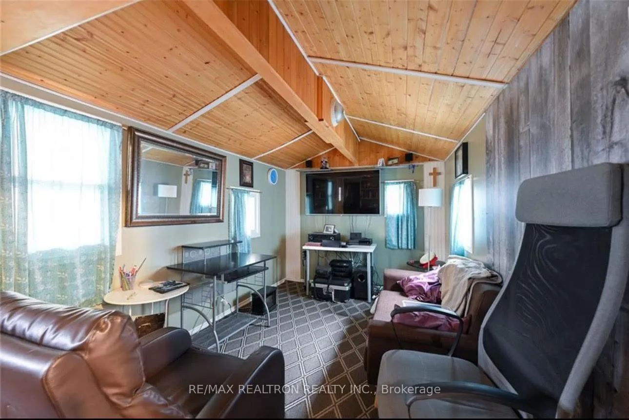 Photo 28 of 83 Magill Street, Hamilton, Strathcona — HOMEH