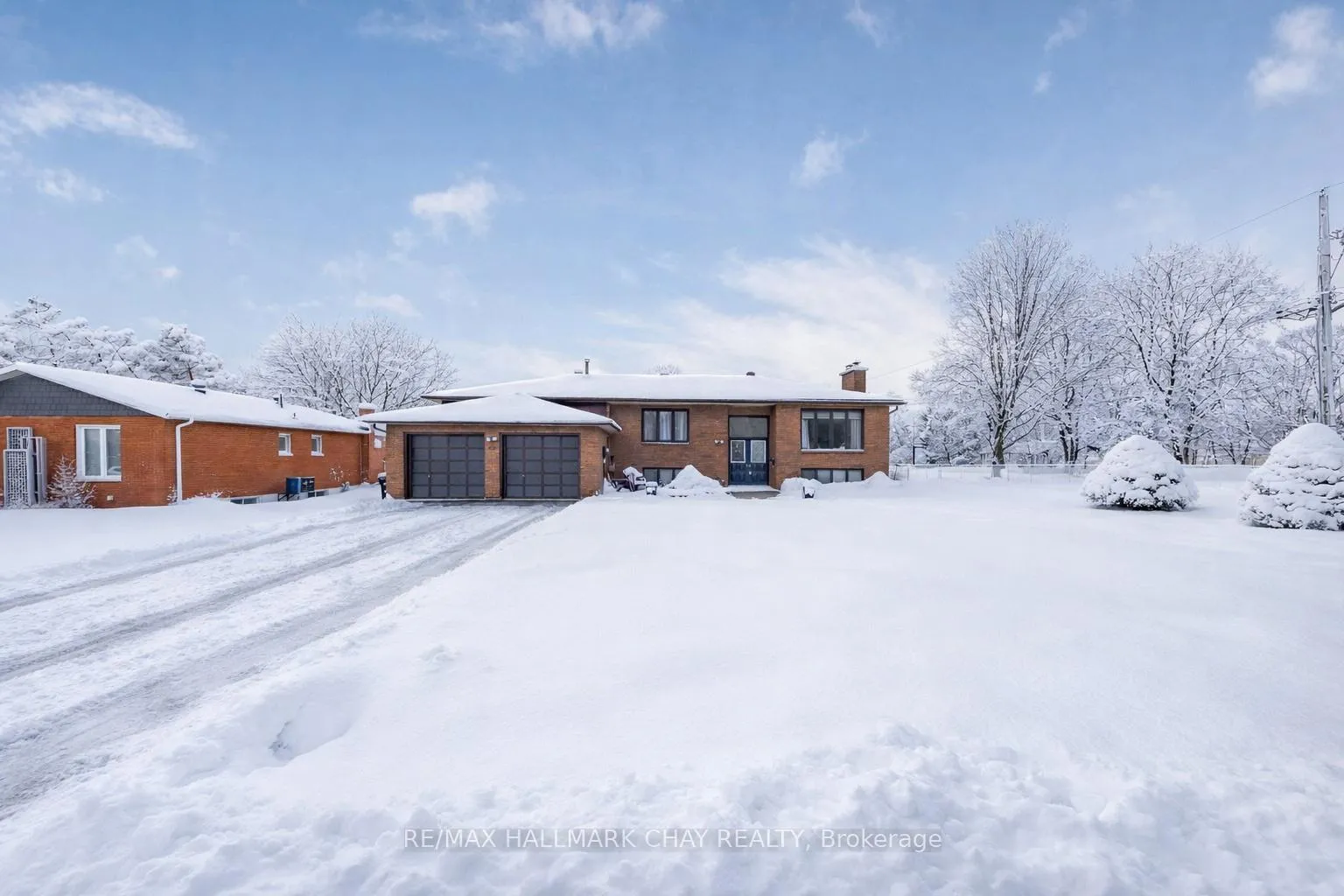 Photo 1 of 40 Idlewood Drive, Springwater, Midhurst — HOMEH