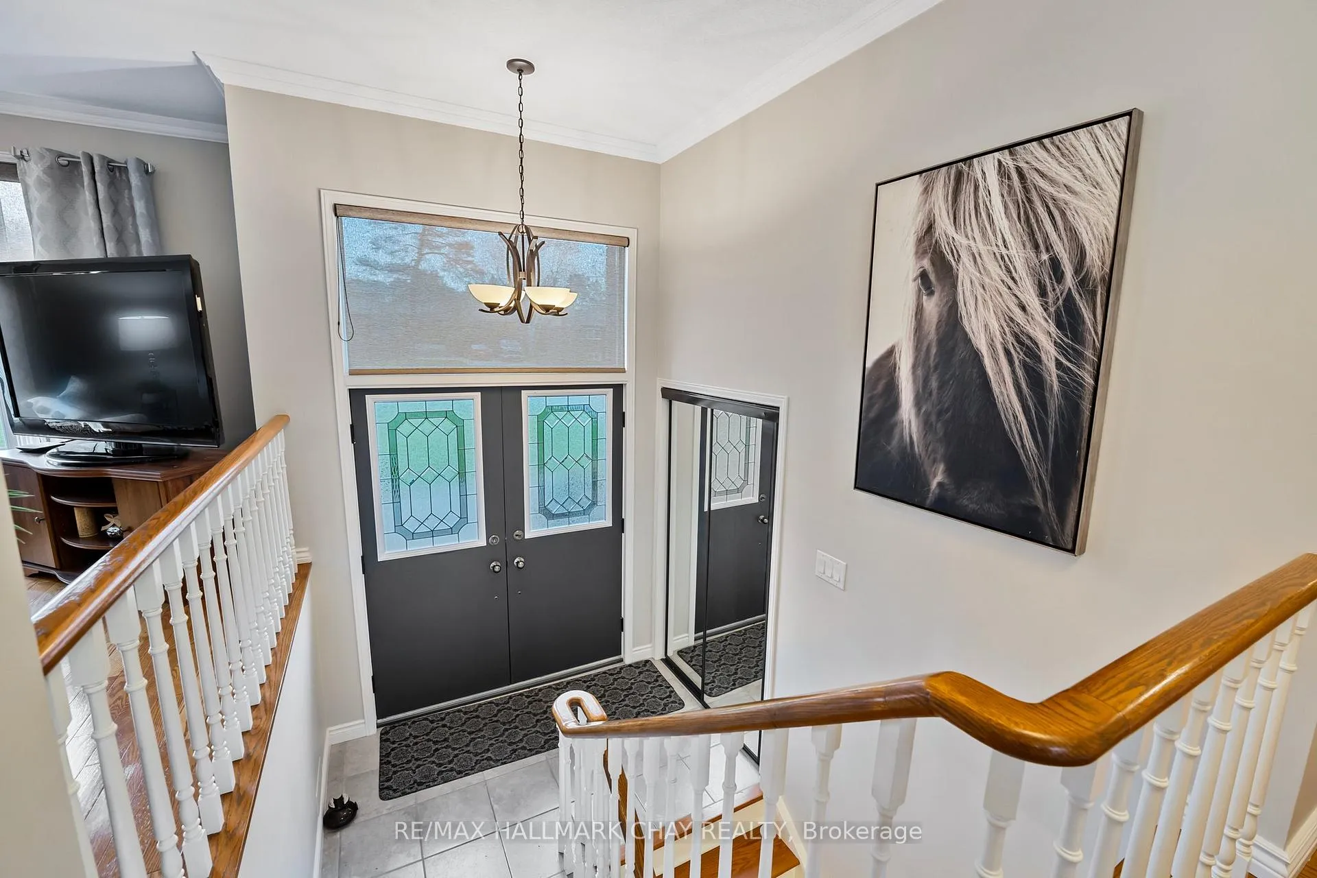 Photo 4 of 40 Idlewood Drive, Springwater, Midhurst — HOMEH