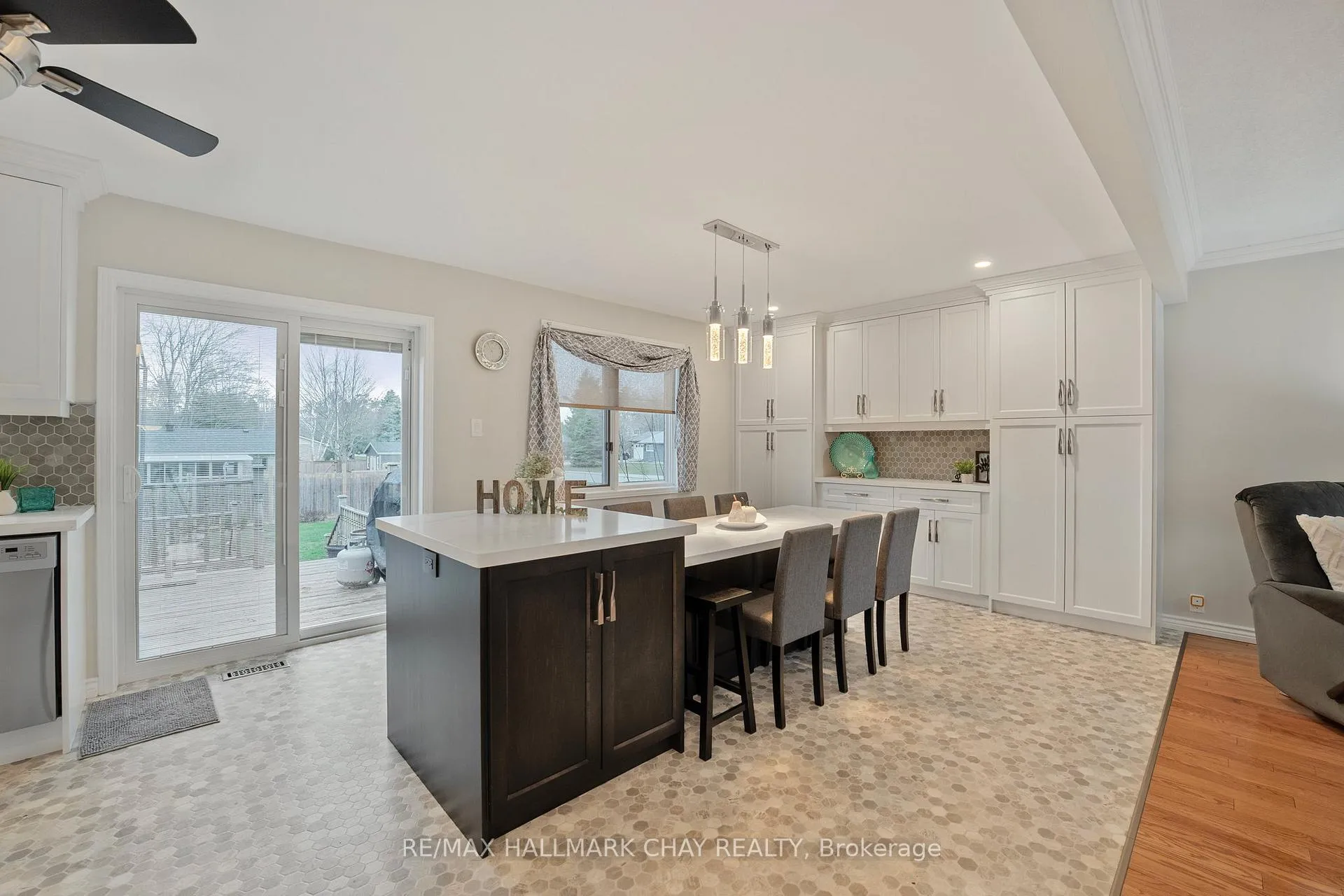 Photo 8 of 40 Idlewood Drive, Springwater, Midhurst — HOMEH