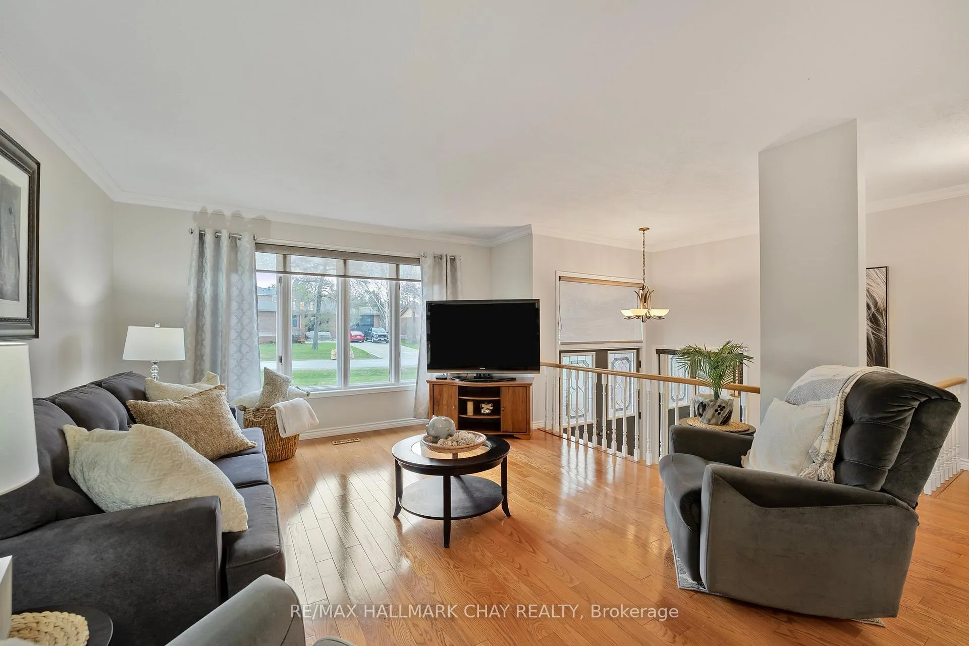 Photo 14 of 40 Idlewood Drive, Springwater, Midhurst — HOMEH