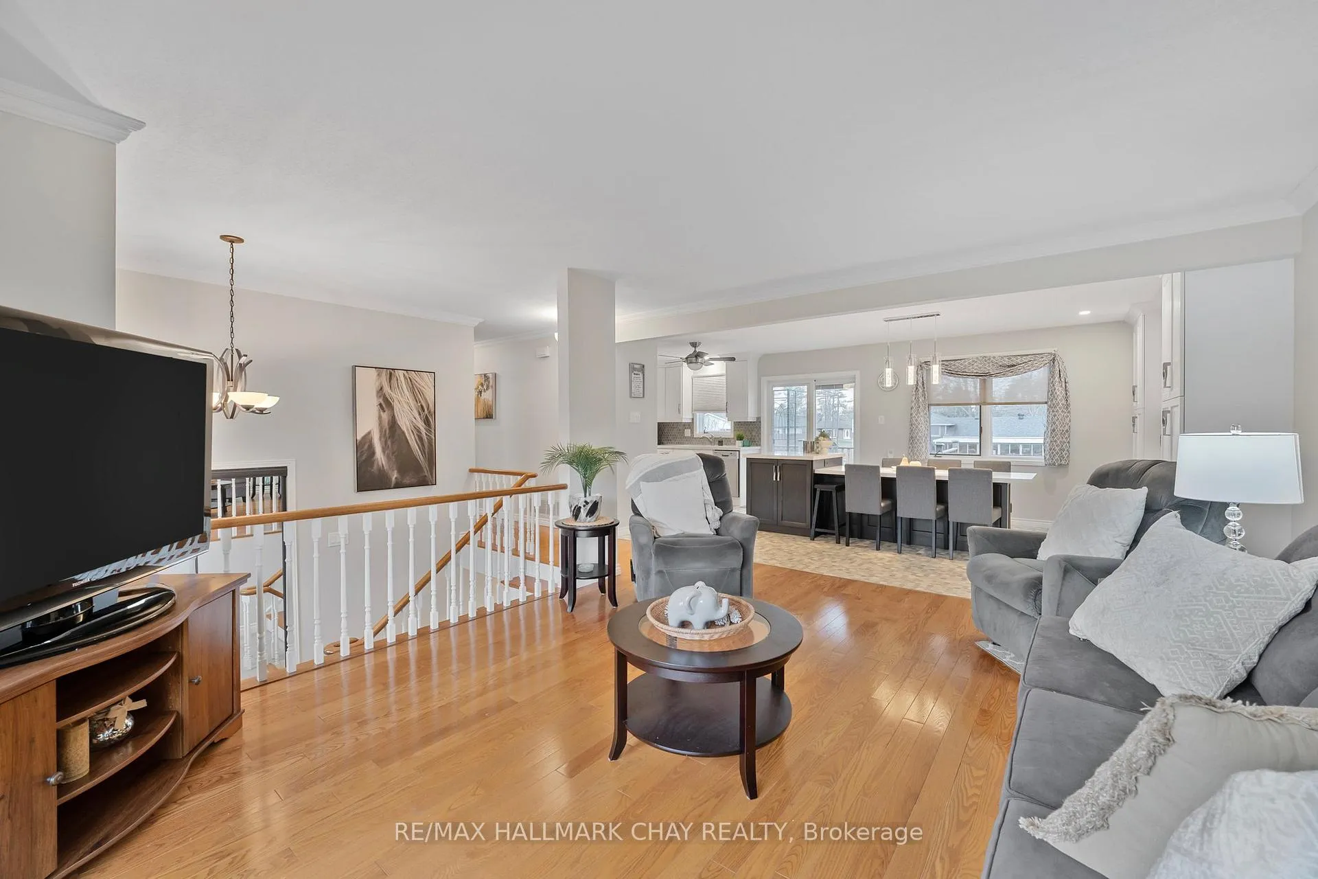 Photo 15 of 40 Idlewood Drive, Springwater, Midhurst — HOMEH