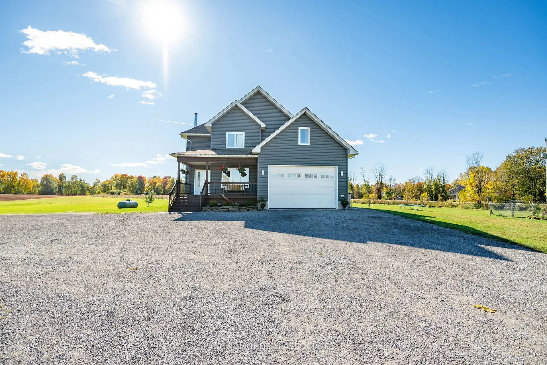Front of 2005 Lookout Road
