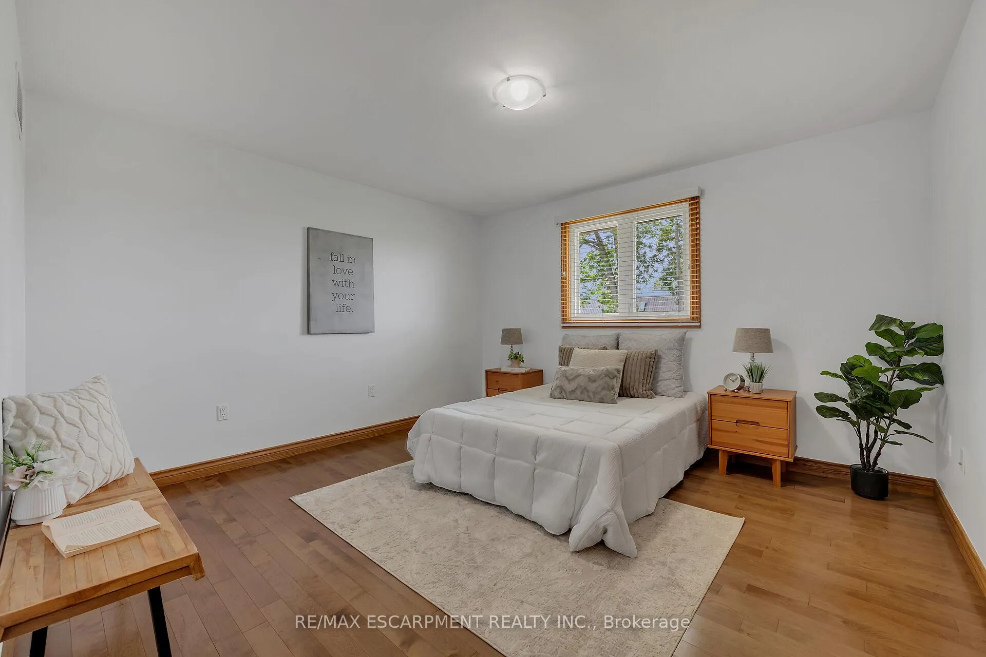 Photo 14 of 617 Eighth Road E, Hamilton, Rural Stoney Creek — HOMEH