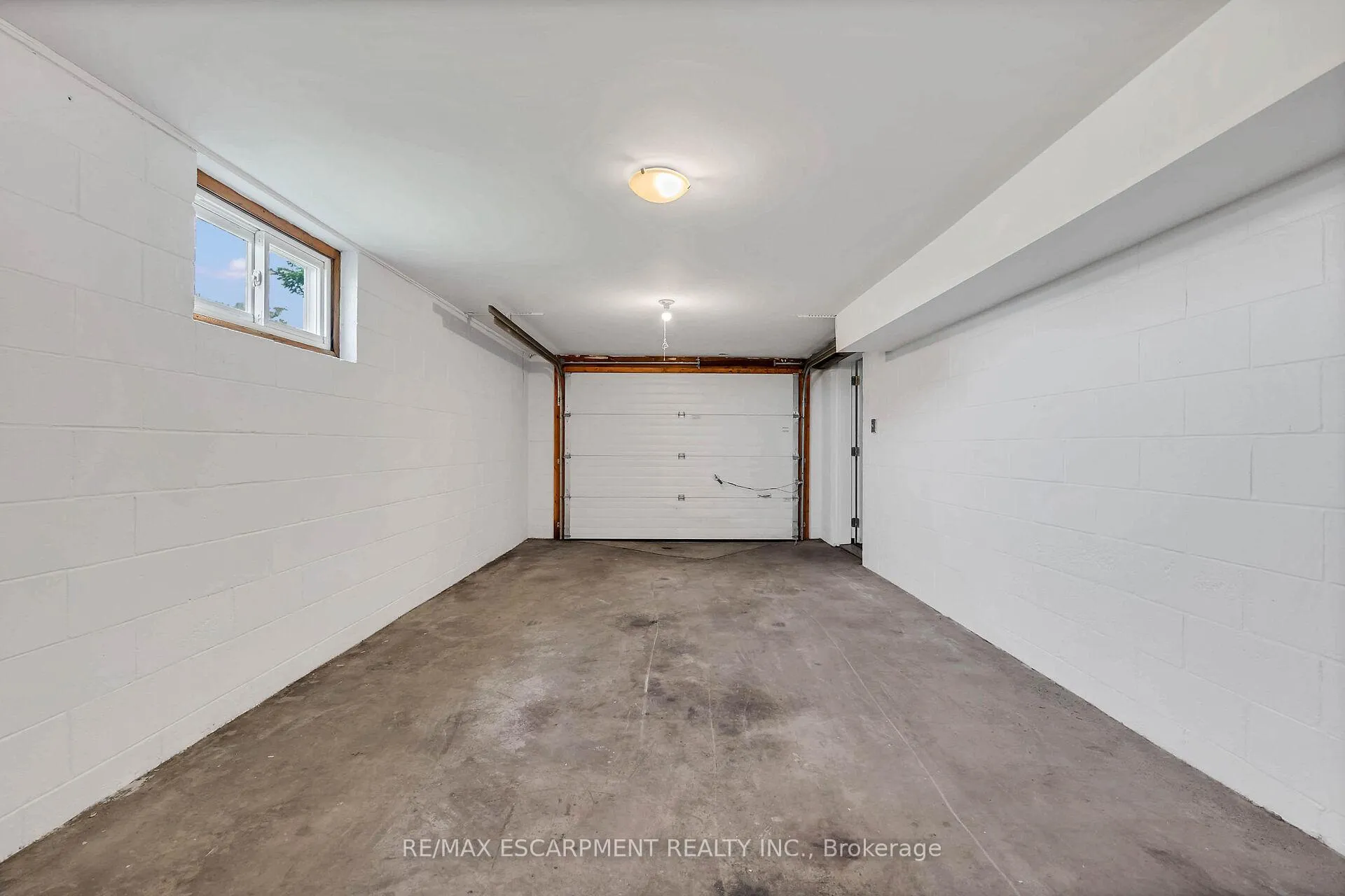 Photo 22 of 617 Eighth Road E, Hamilton, Rural Stoney Creek — HOMEH