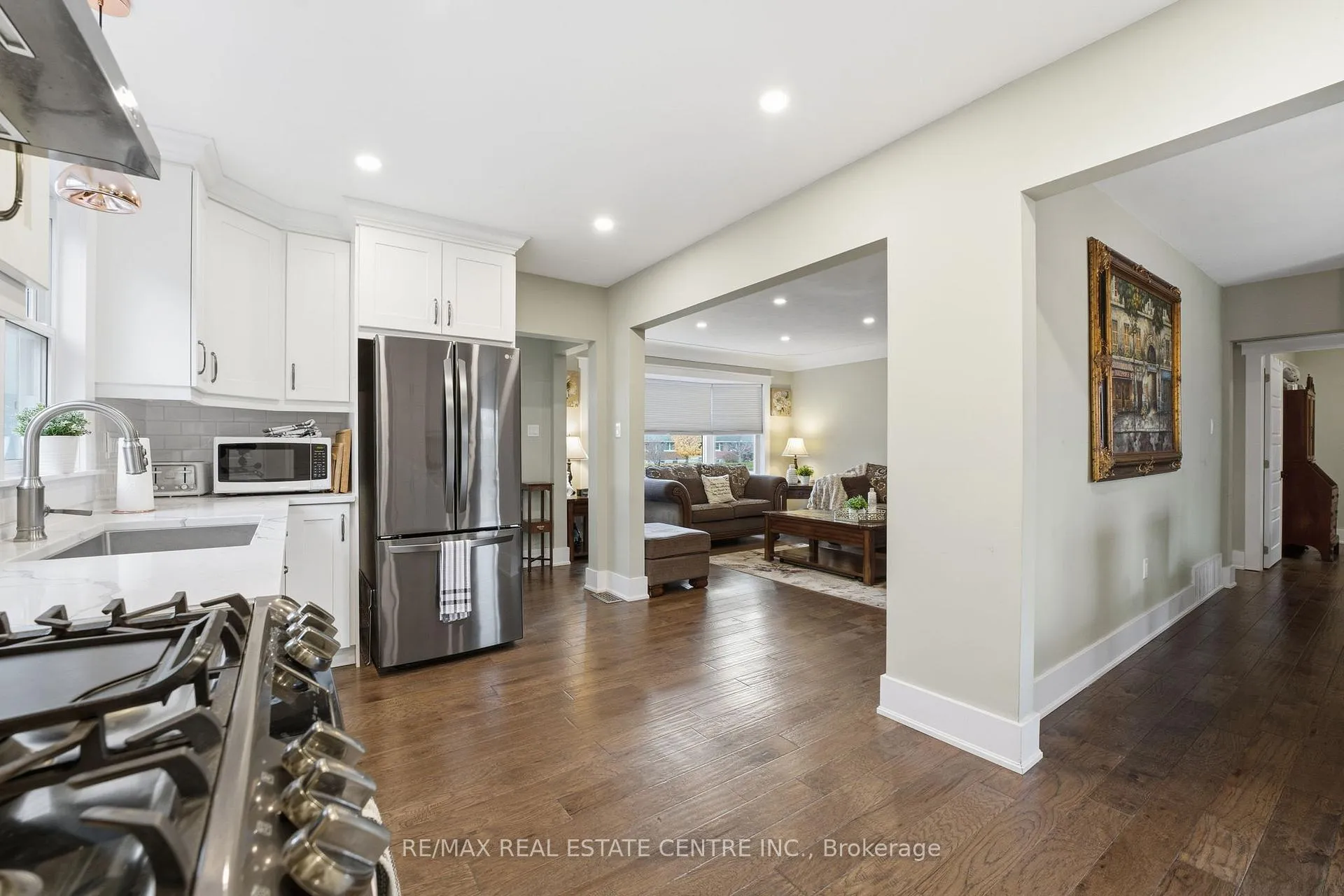 Photo 14 of 1057 Clare Avenue, Cambridge — HOMEH