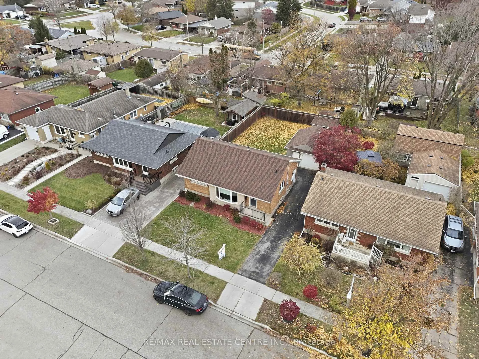 Photo 37 of 1057 Clare Avenue, Cambridge — HOMEH