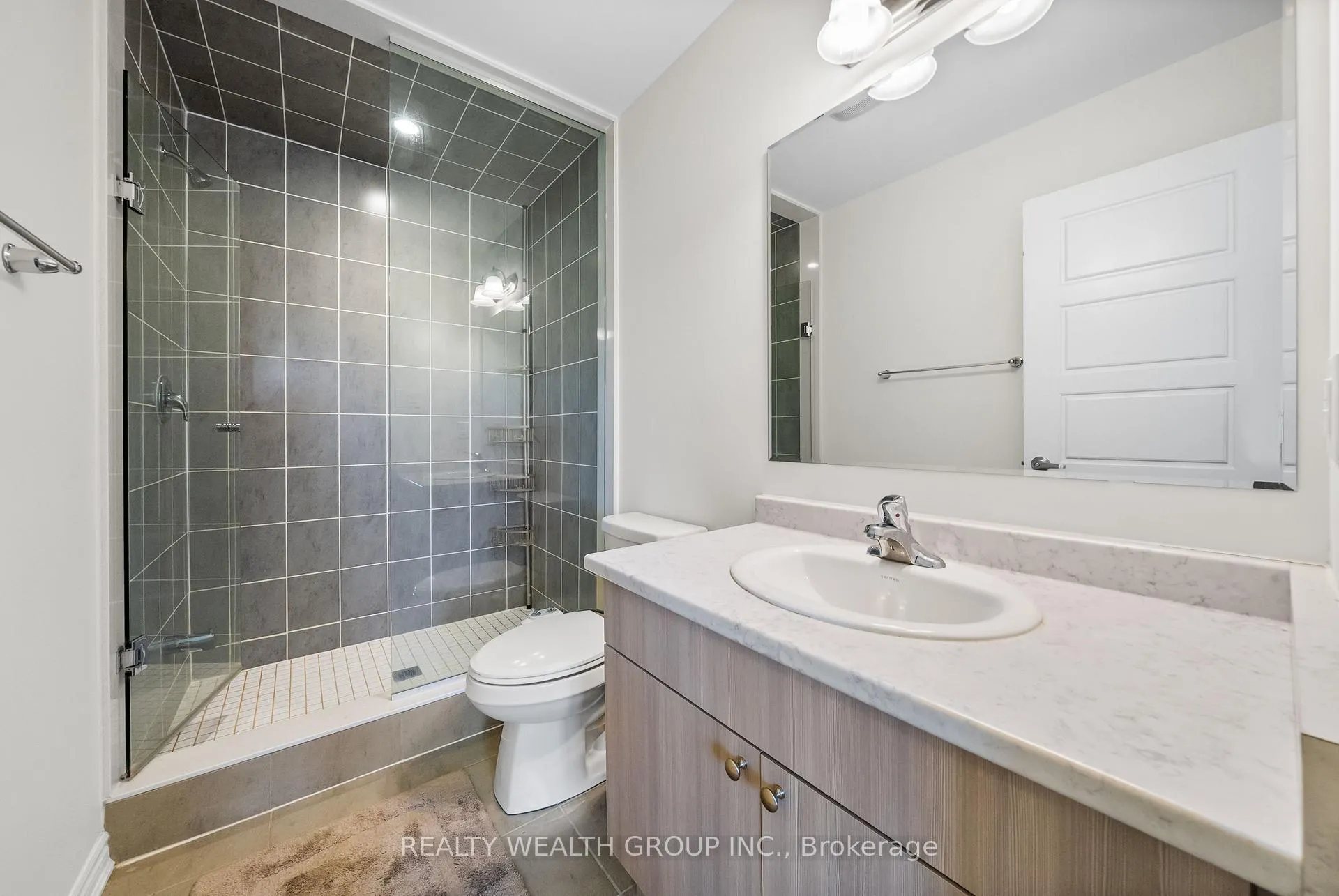Photo 19 of 100 Barkerville Drive, Whitby, Lynde Creek — HOMEH