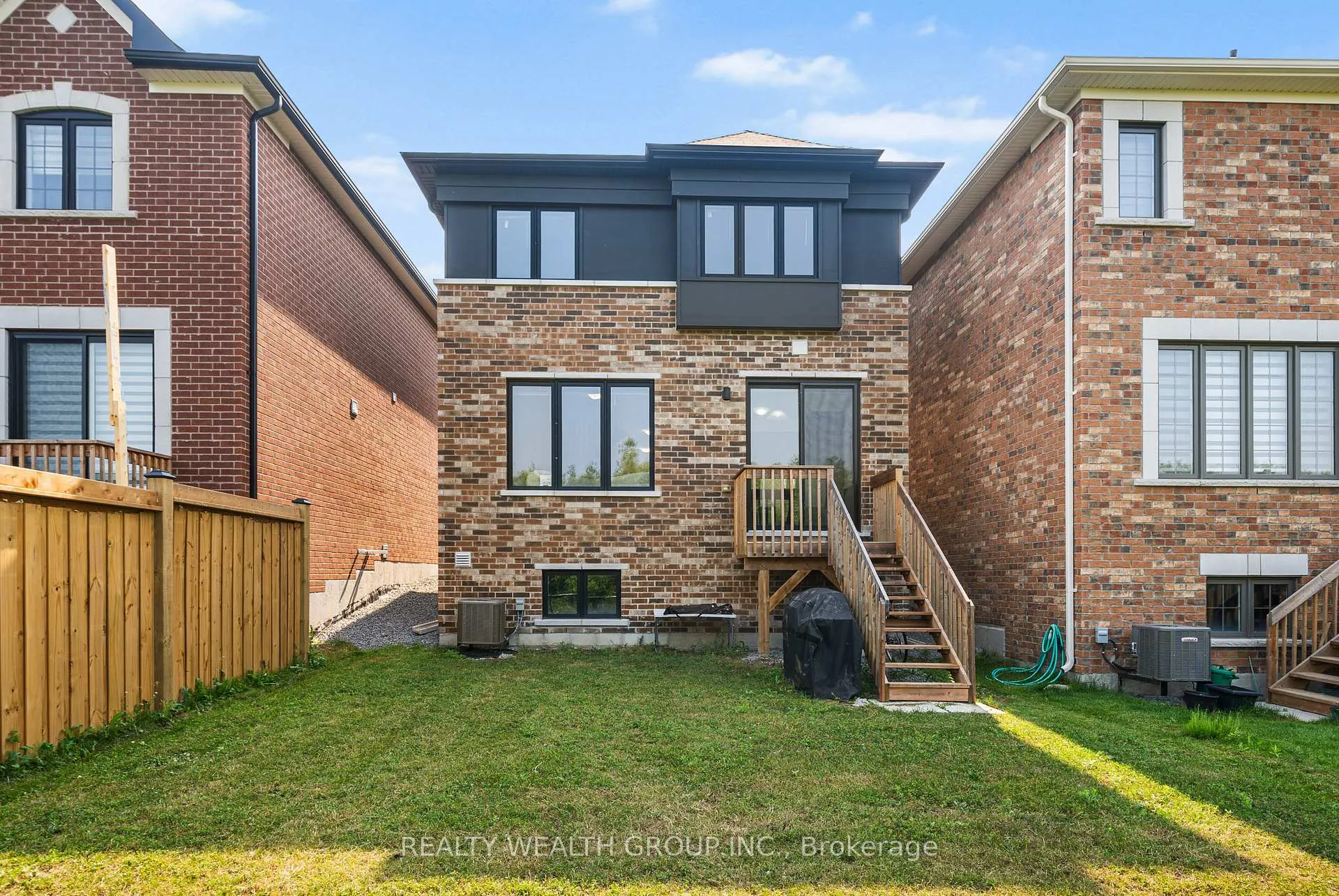 Photo 24 of 100 Barkerville Drive, Whitby, Lynde Creek — HOMEH