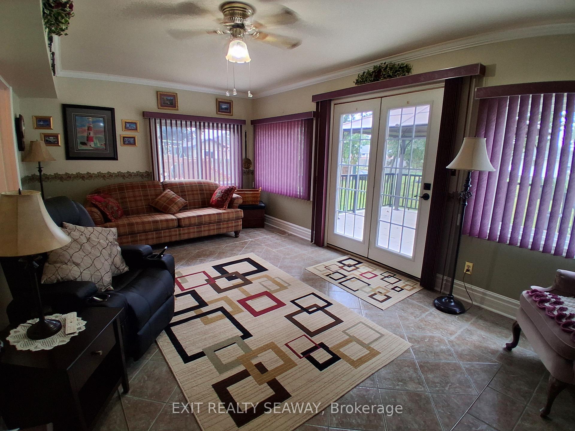 Photo 11 of 1306 Princess Street, Cornwall — HOMEH