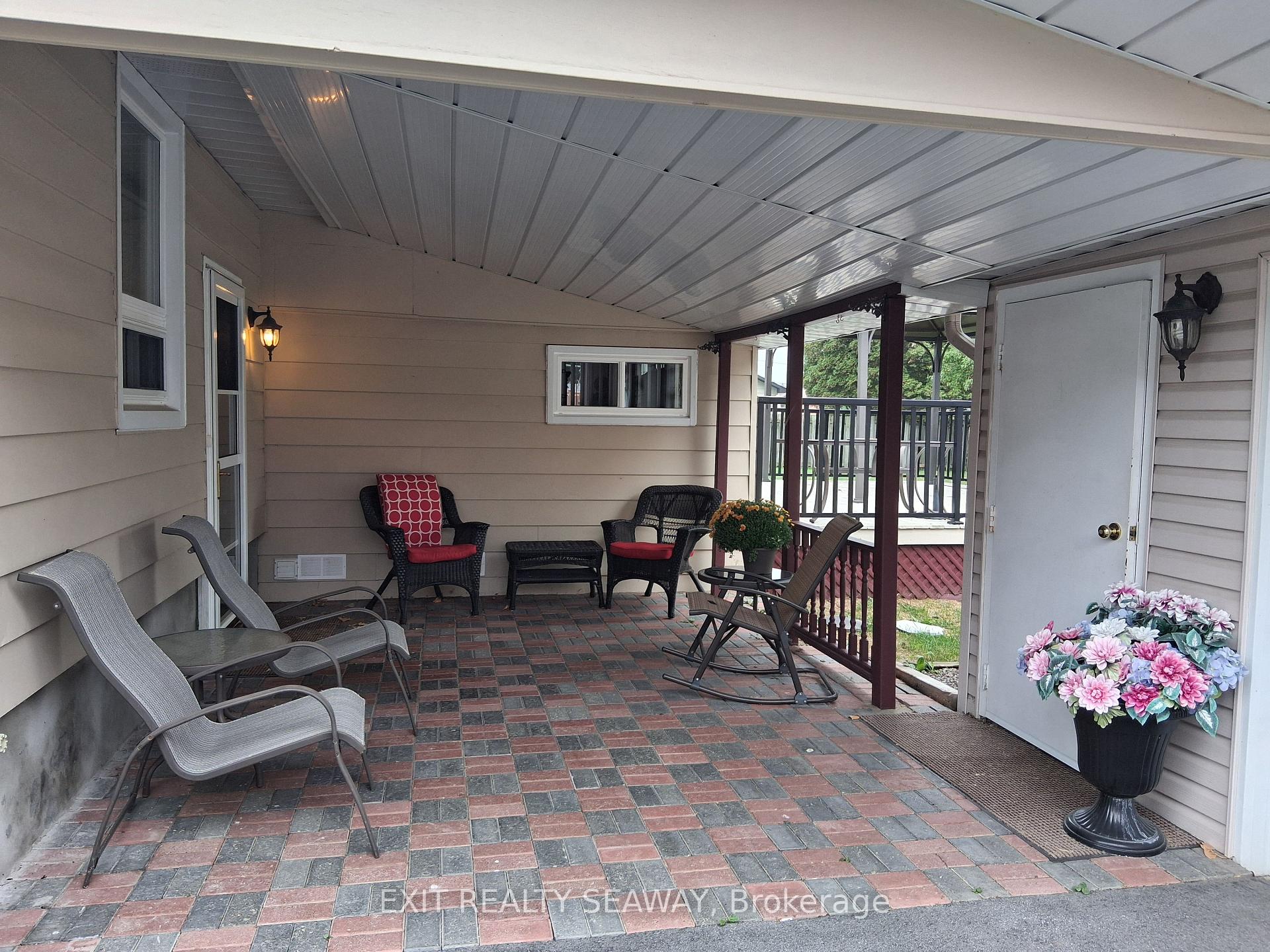 Photo 20 of 1306 Princess Street, Cornwall — HOMEH