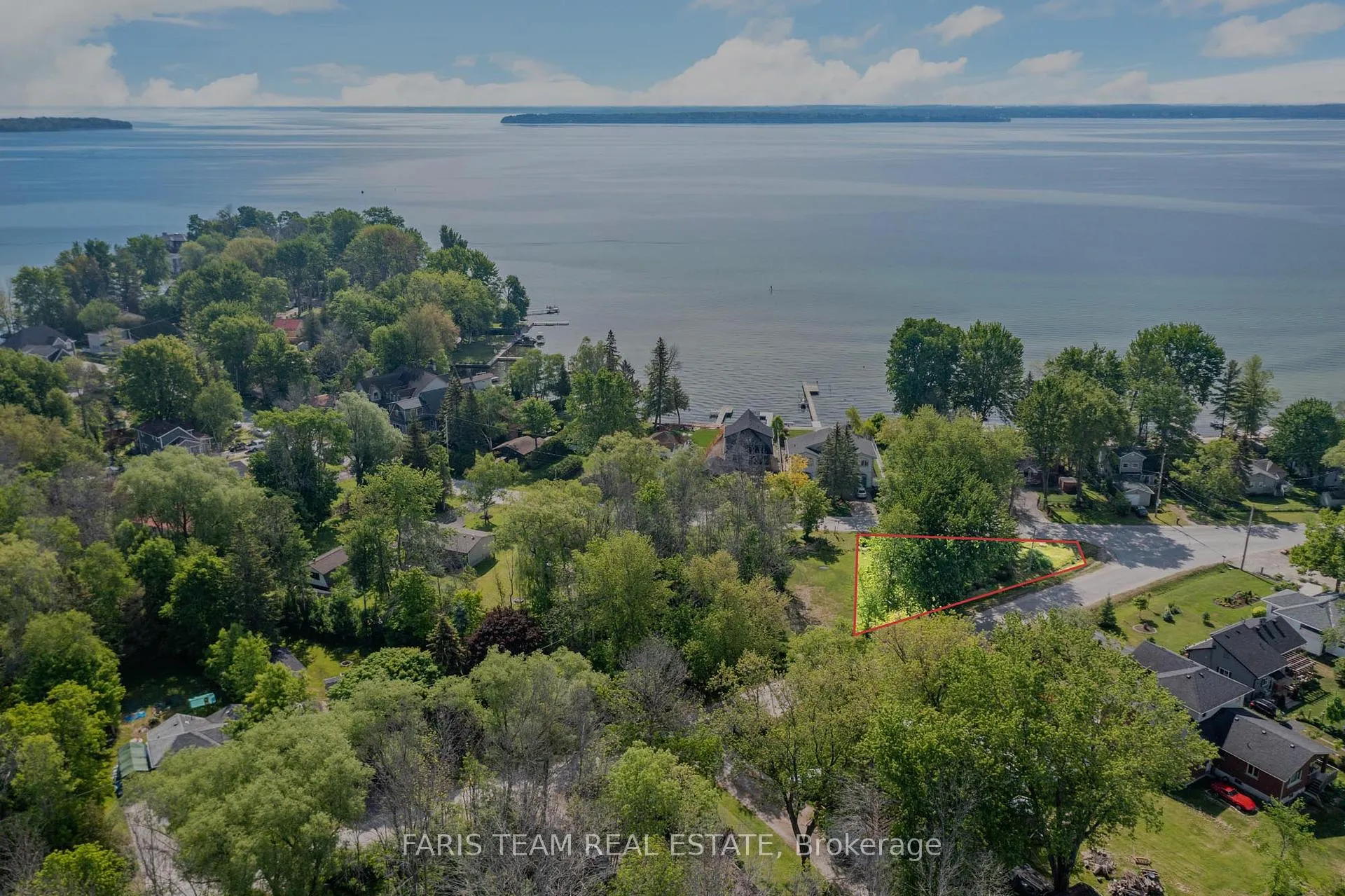 Photo 1 of 2360 Crystal Beach Road, Innisfil, Alcona — HOMEH