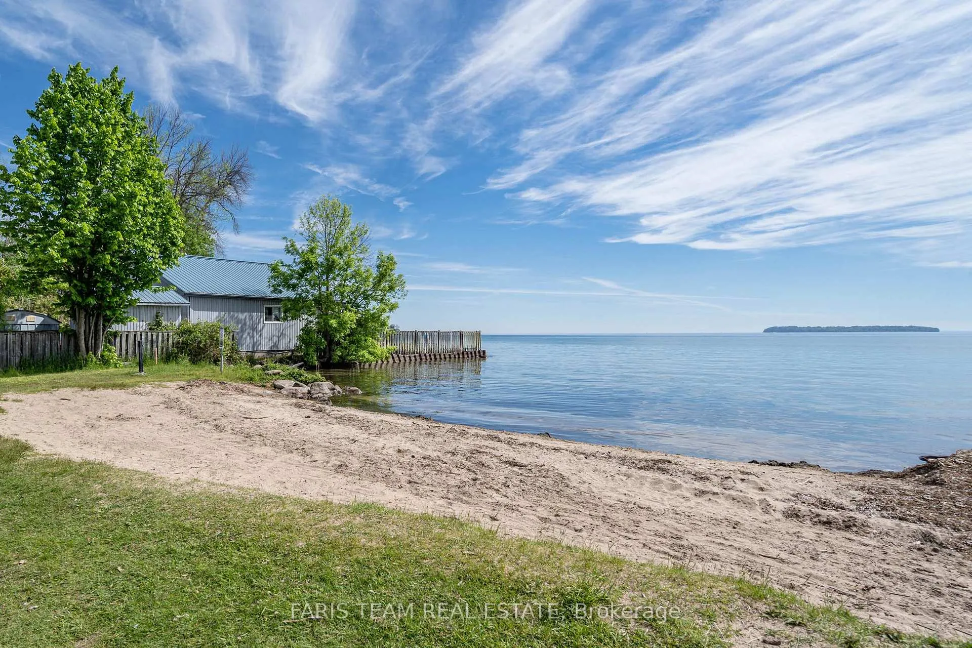 Photo 16 of 2360 Crystal Beach Road, Innisfil, Alcona — HOMEH