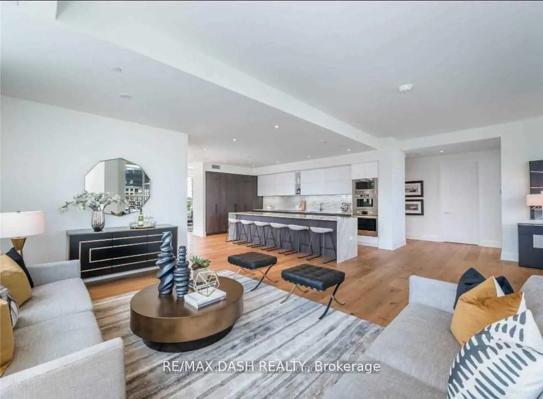 Photo 9 of Unit 806, 151 Avenue Road, Toronto, The Annex — HOMEH