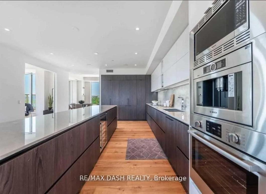 Photo 13 of Unit 806, 151 Avenue Road, Toronto, The Annex — HOMEH