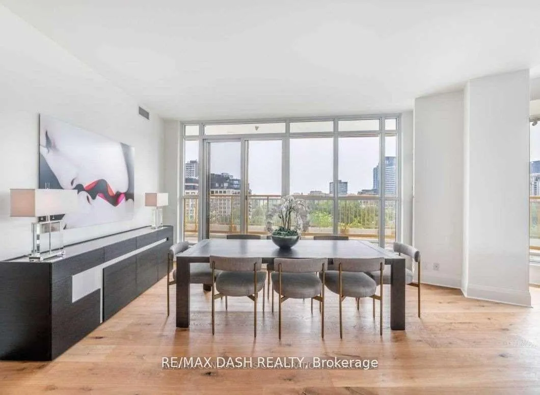 Photo 20 of Unit 806, 151 Avenue Road, Toronto, The Annex — HOMEH