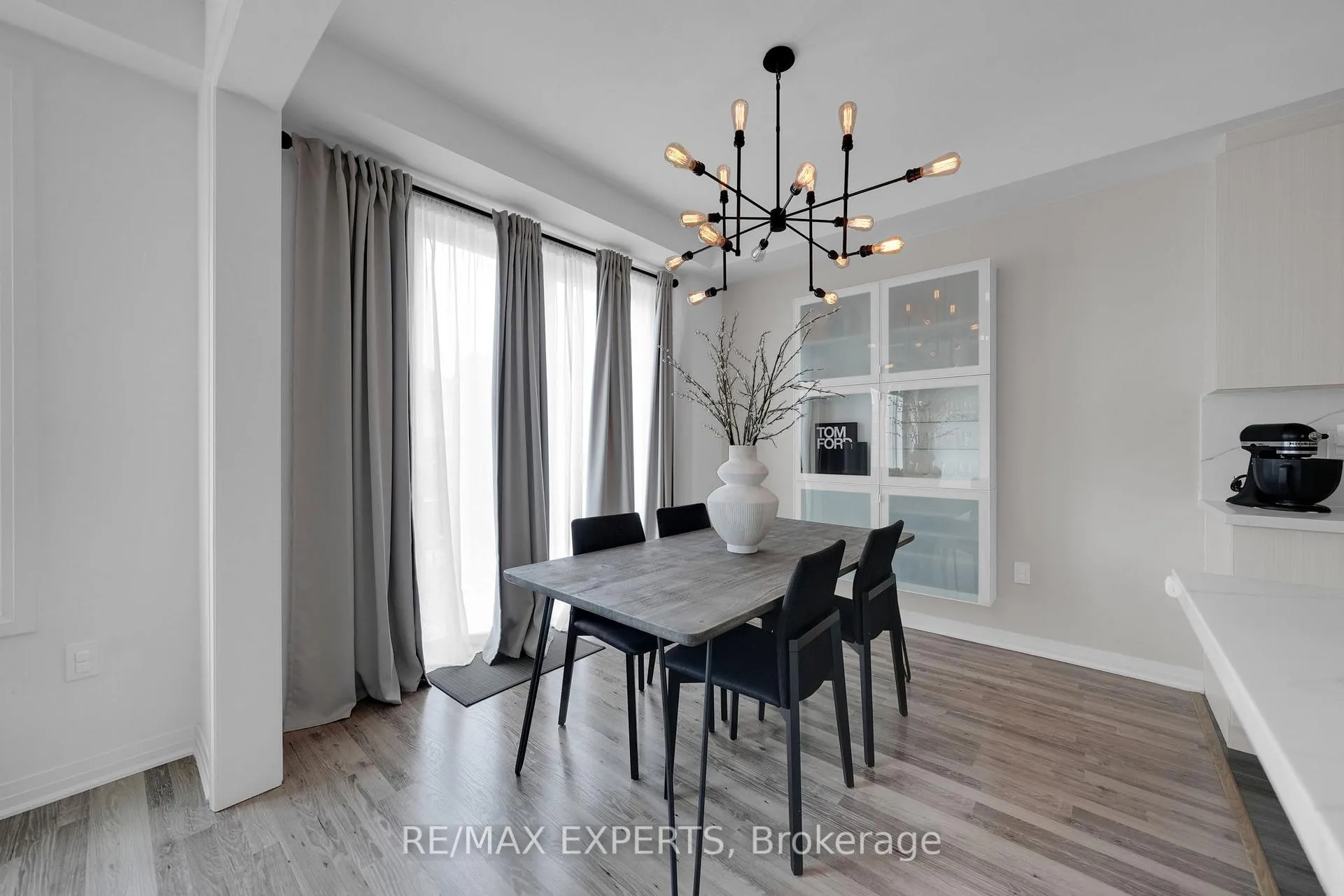 Photo 15 of 73 Donnan Drive, New Tecumseth, Tottenham — HOMEH