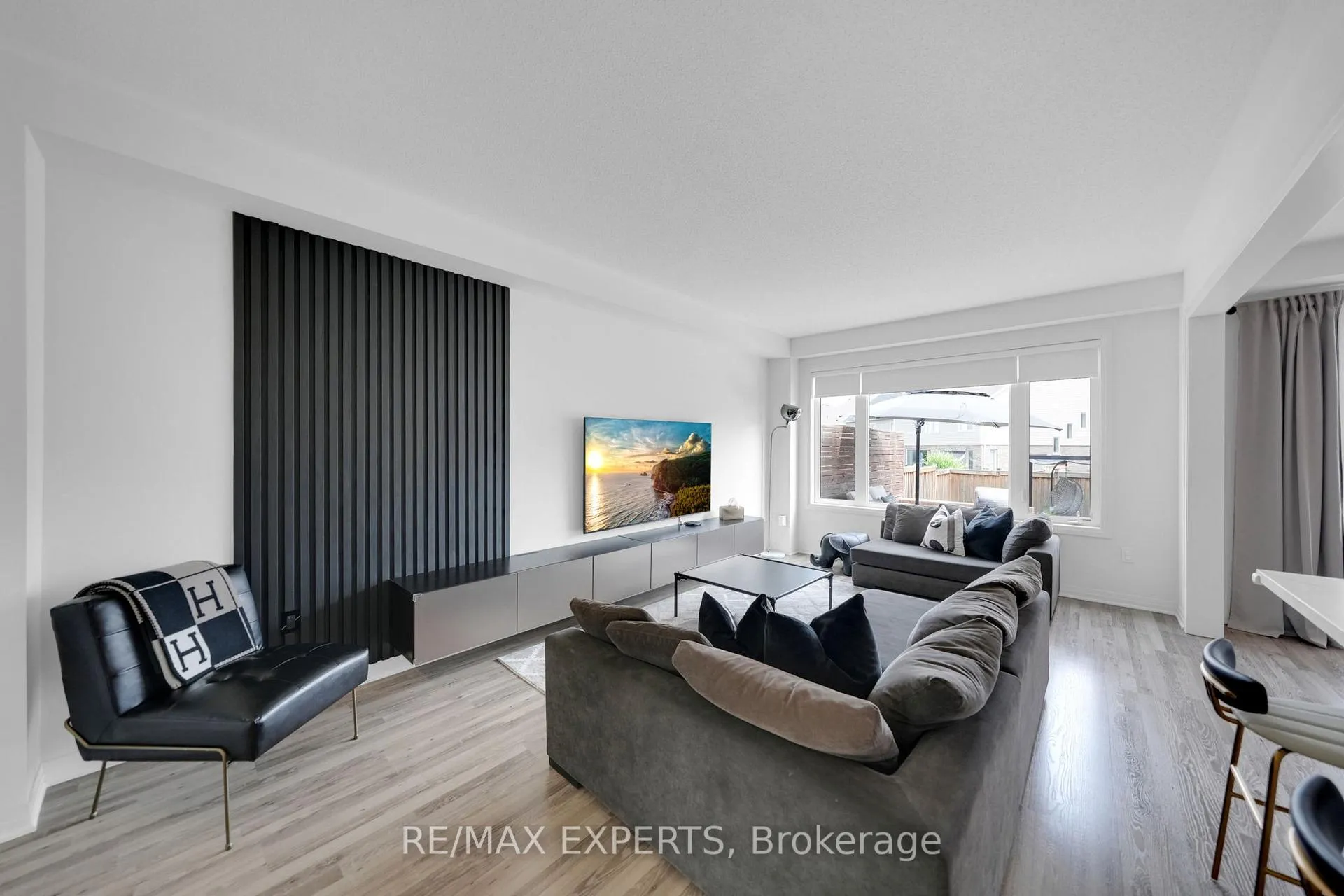 Photo 17 of 73 Donnan Drive, New Tecumseth, Tottenham — HOMEH