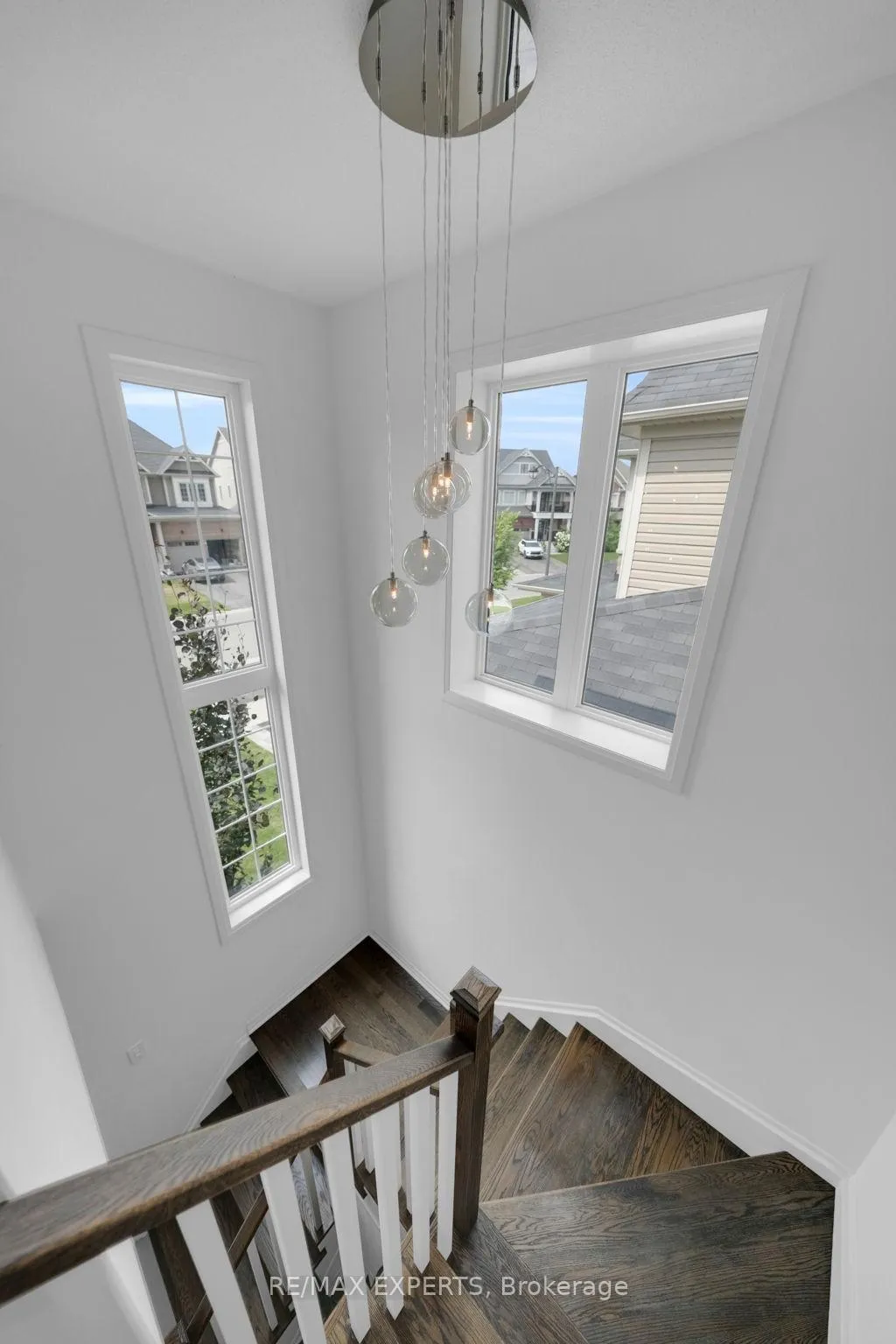 Photo 20 of 73 Donnan Drive, New Tecumseth, Tottenham — HOMEH