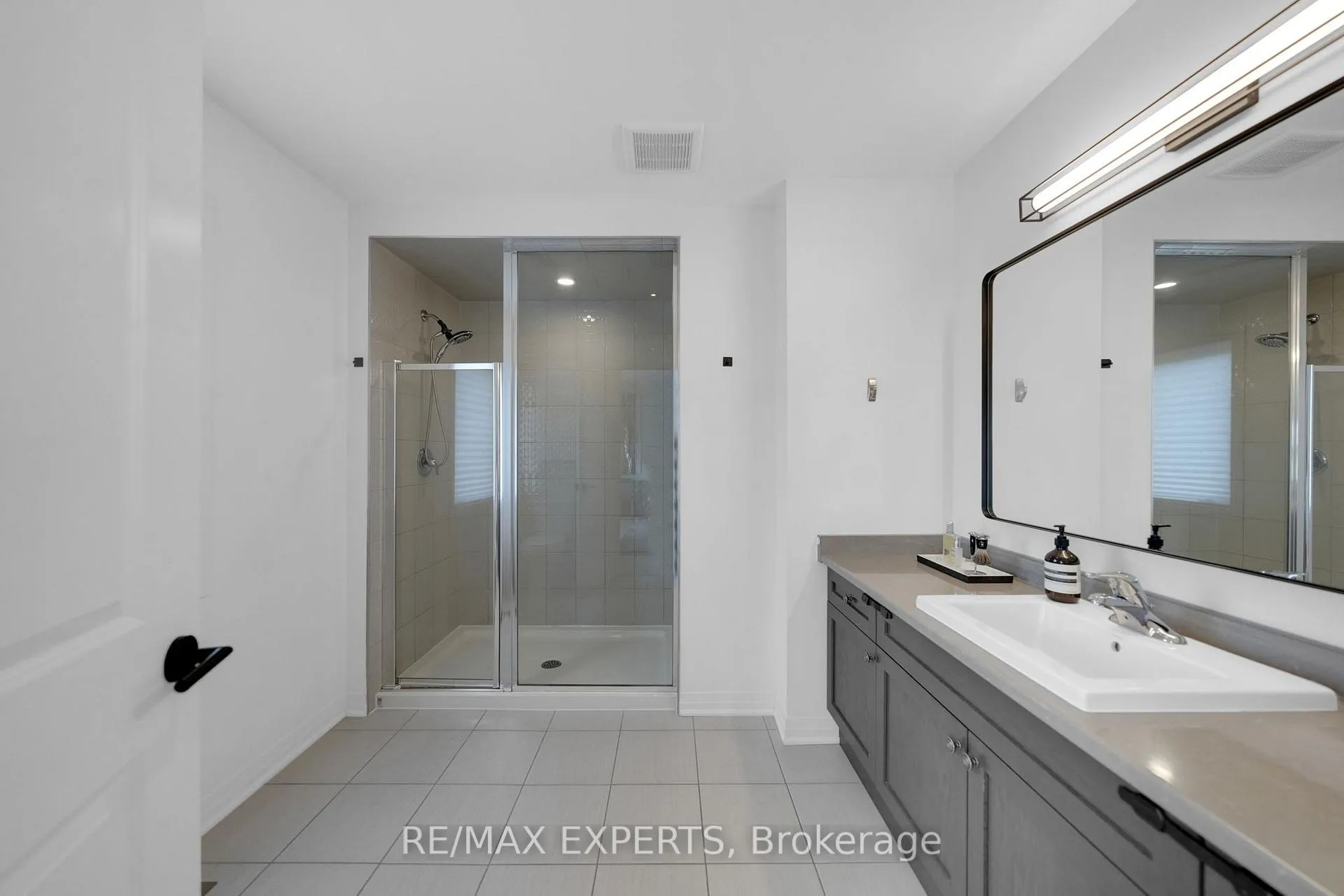 Photo 25 of 73 Donnan Drive, New Tecumseth, Tottenham — HOMEH