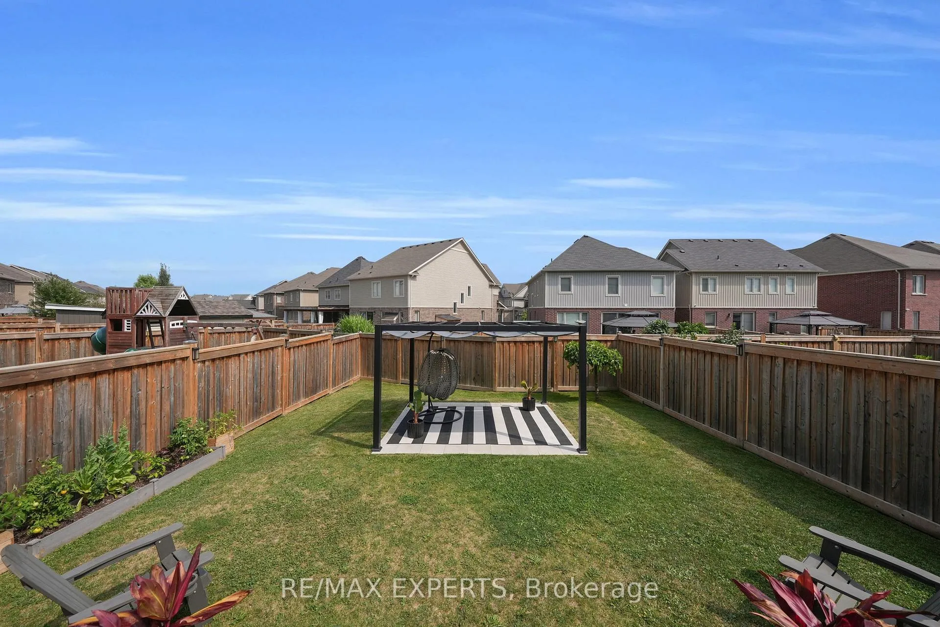 Photo 33 of 73 Donnan Drive, New Tecumseth, Tottenham — HOMEH