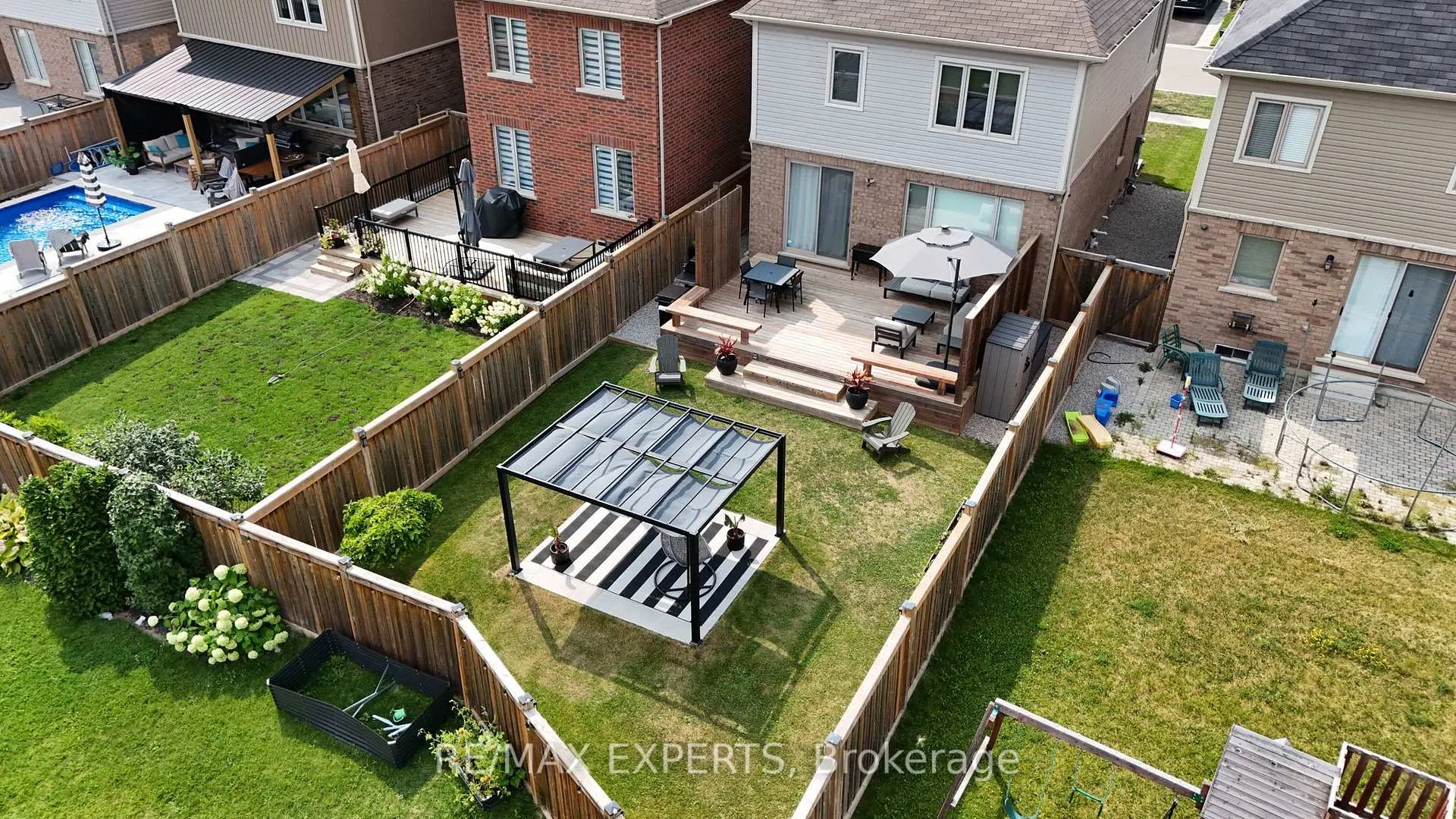 Photo 44 of 73 Donnan Drive, New Tecumseth, Tottenham — HOMEH