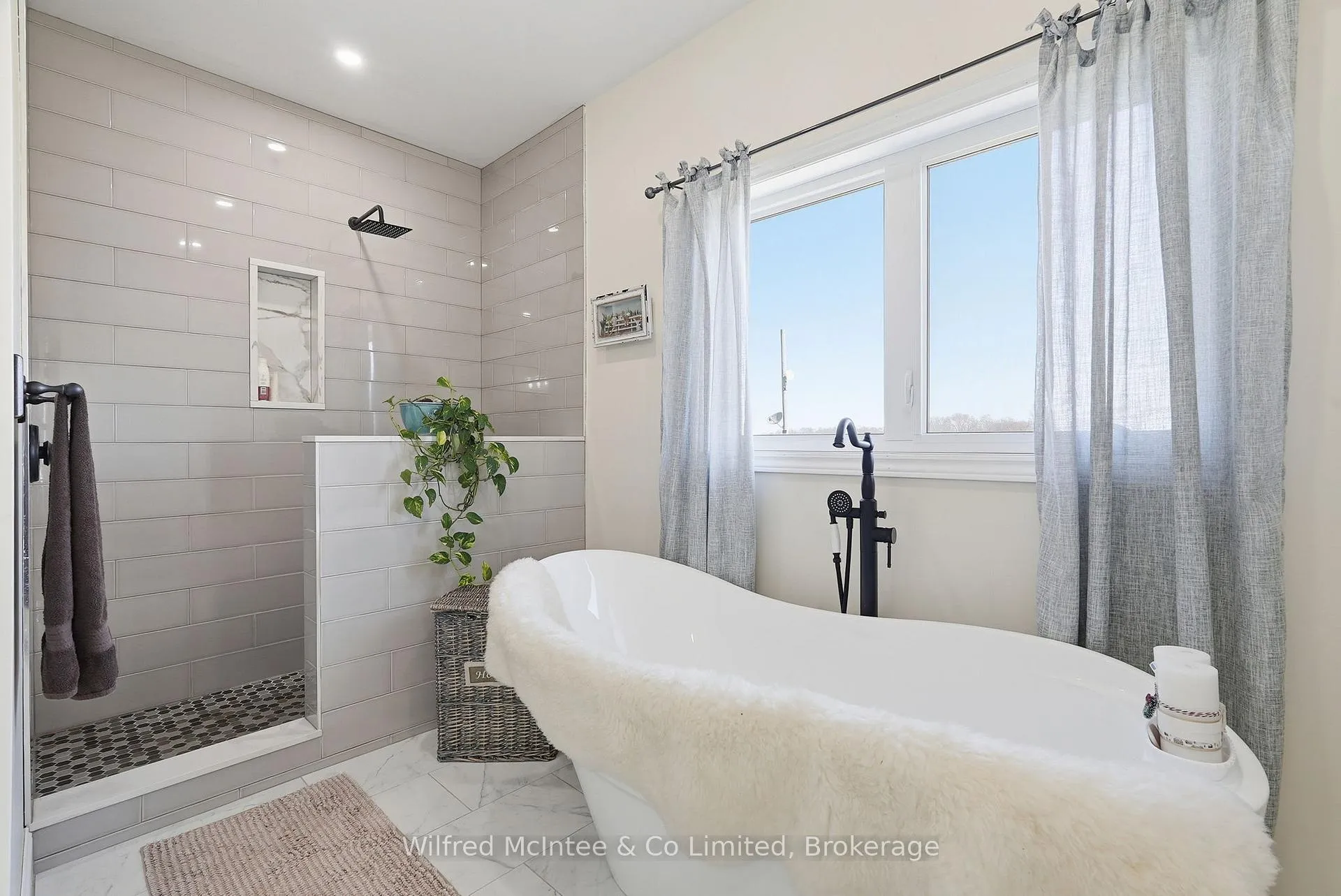 Photo 31 of 1054 4 Concession E, Brockton — HOMEH