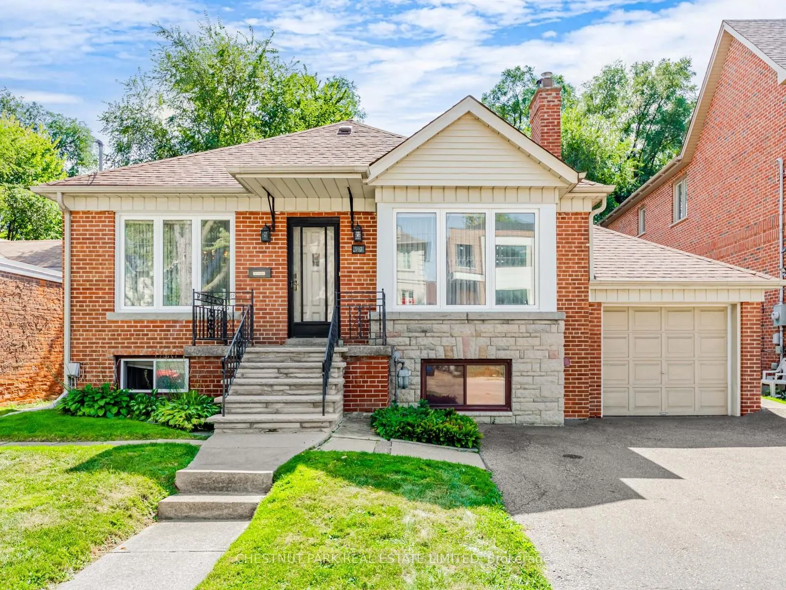 Photo 1 of 397 Cortleigh Boulevard, Toronto, Bedford Park-Nortown — HOMEH