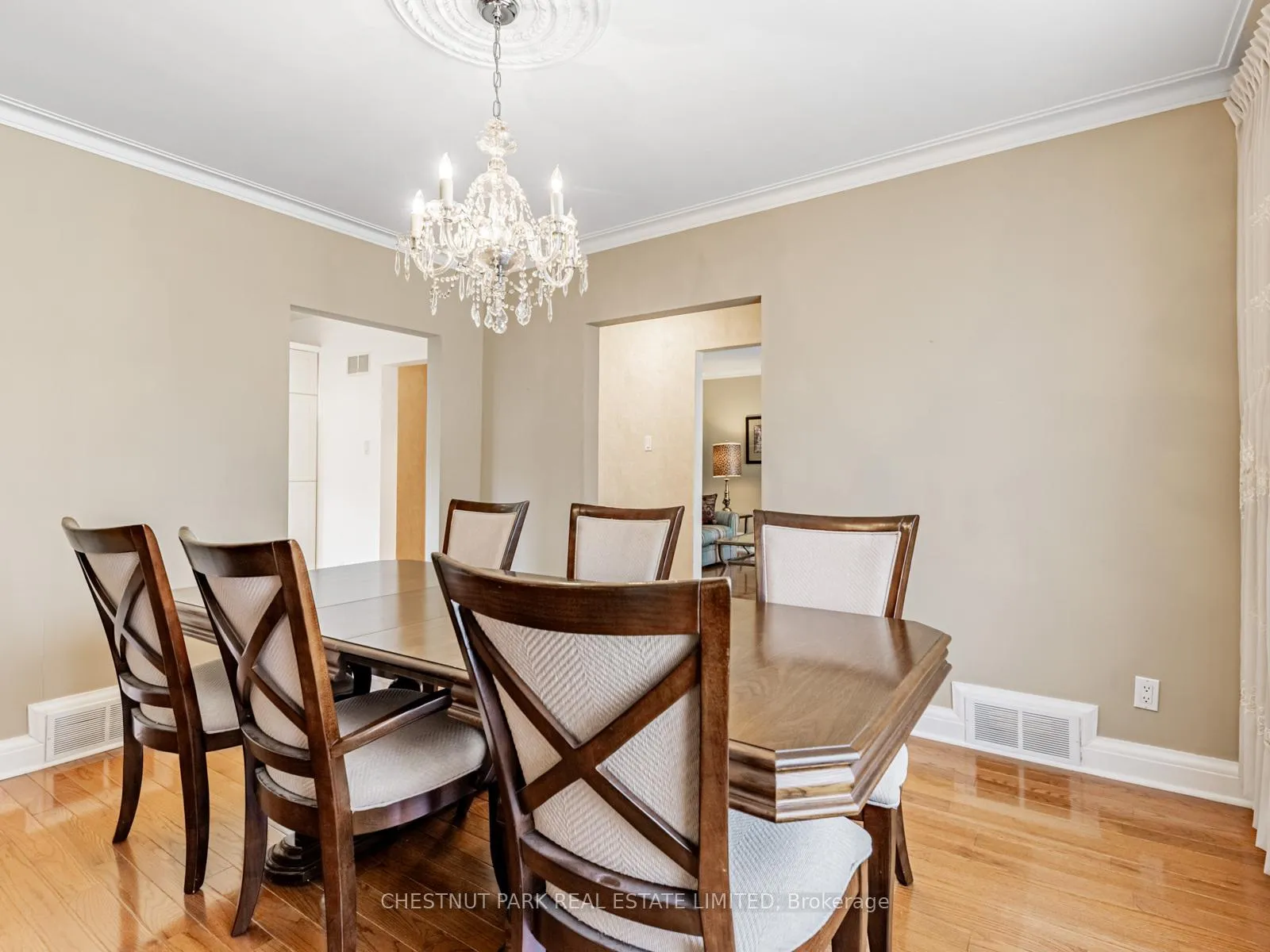 Photo 9 of 397 Cortleigh Boulevard, Toronto, Bedford Park-Nortown — HOMEH